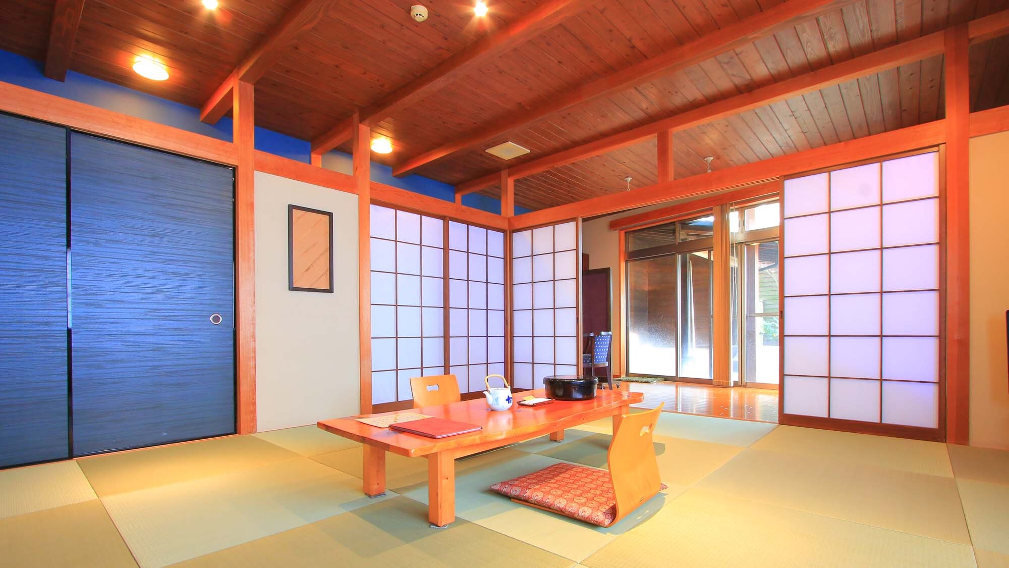 [Example of a room on the first floor] All rooms on the first floor have an open-air bath.