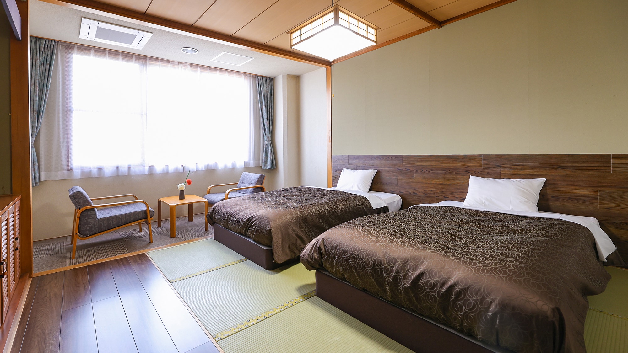 [Japanese twin] A modern Japanese room with a twin bed in a Japanese room with the scent of rush
