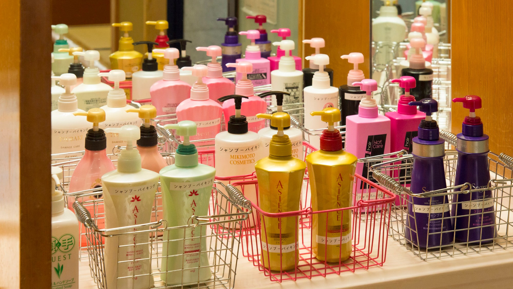 Shampoo buffet for women's public bath