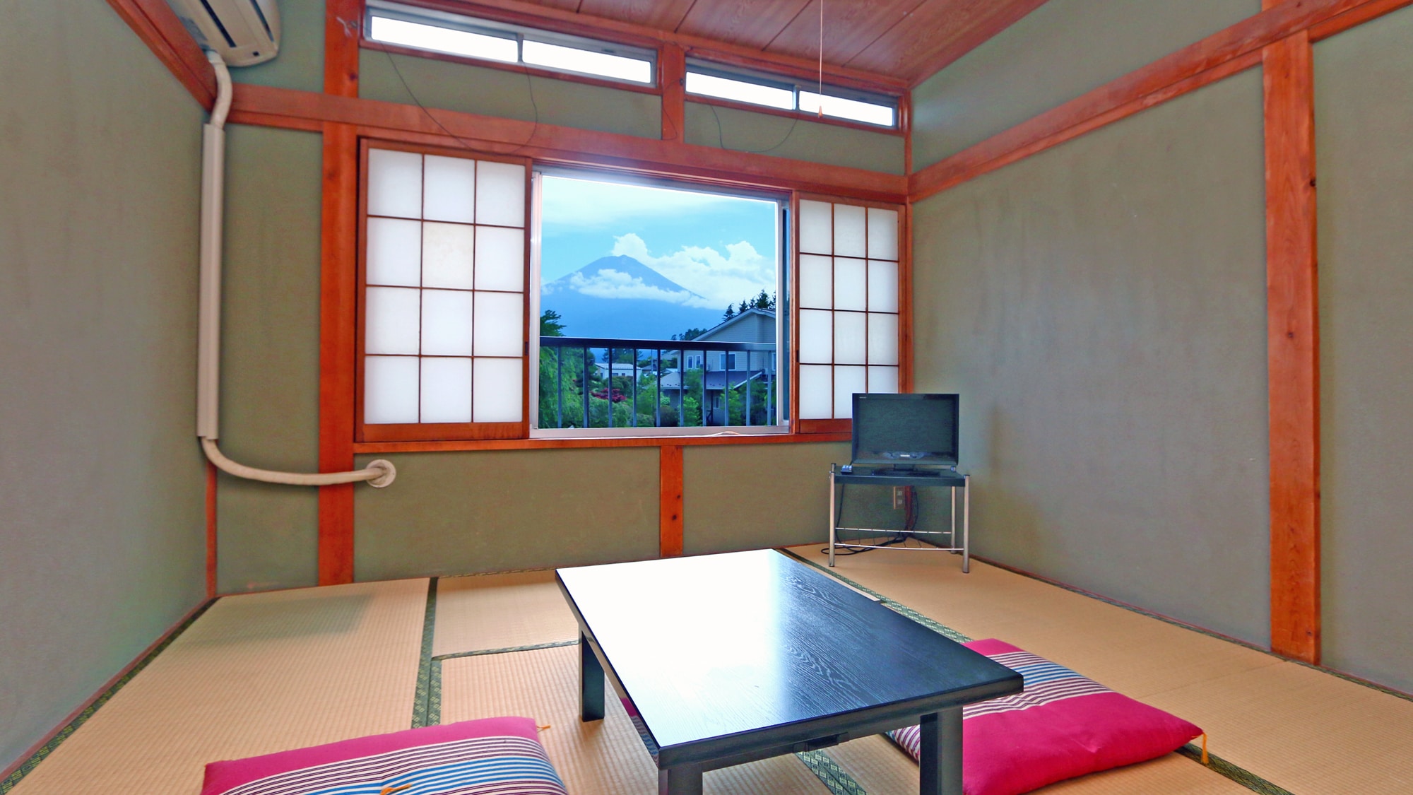 6-8 tatami Japanese-style room ◇ Relax while enjoying the view of Mt. Fuji ♪