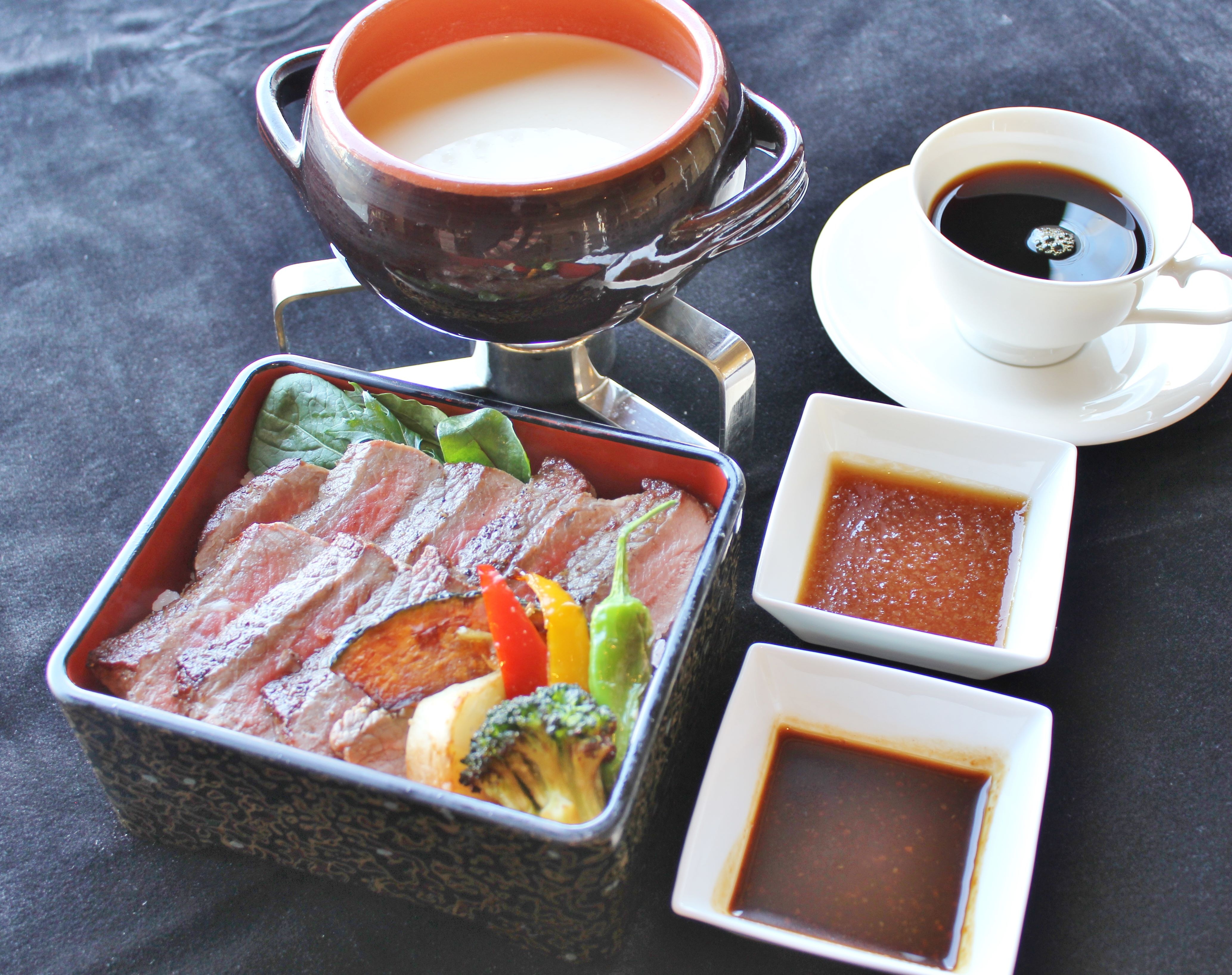 Breakfast [Limited time offer] Steak heavy sirloin steak from the morning!