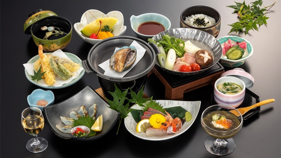 If you can't decide, try this ☆ Ichinomata Onsen Standard Kaiseki Course where you can also eat Shimonoseki specialty "Fugu"
