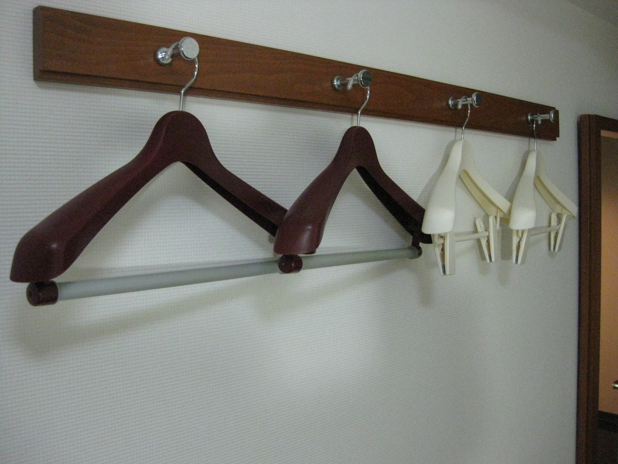 S5 hanger