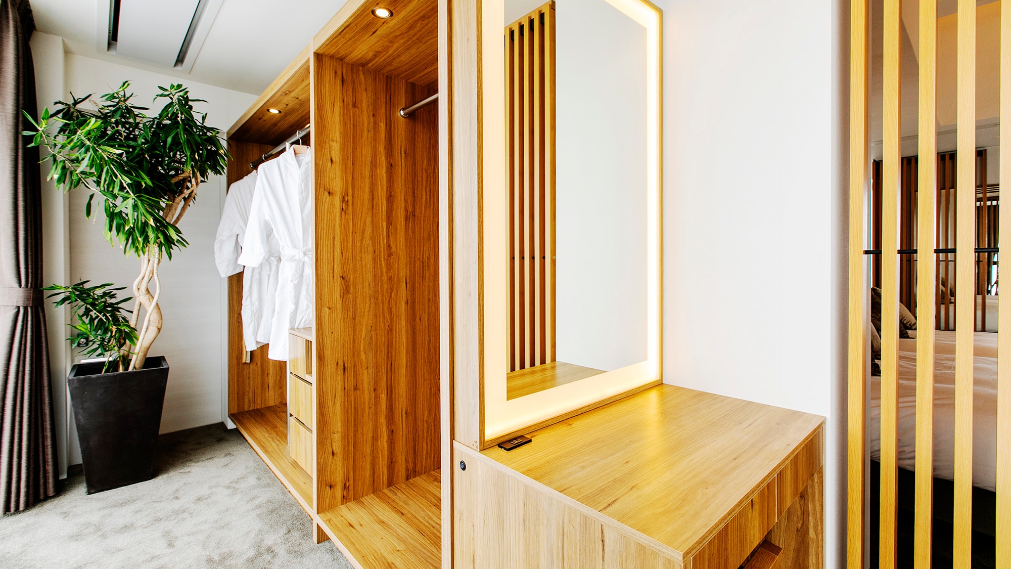 [ห้องสวีทพร้อมจากุซซี่กลางแจ้ง] [68 ตารางเมตร]