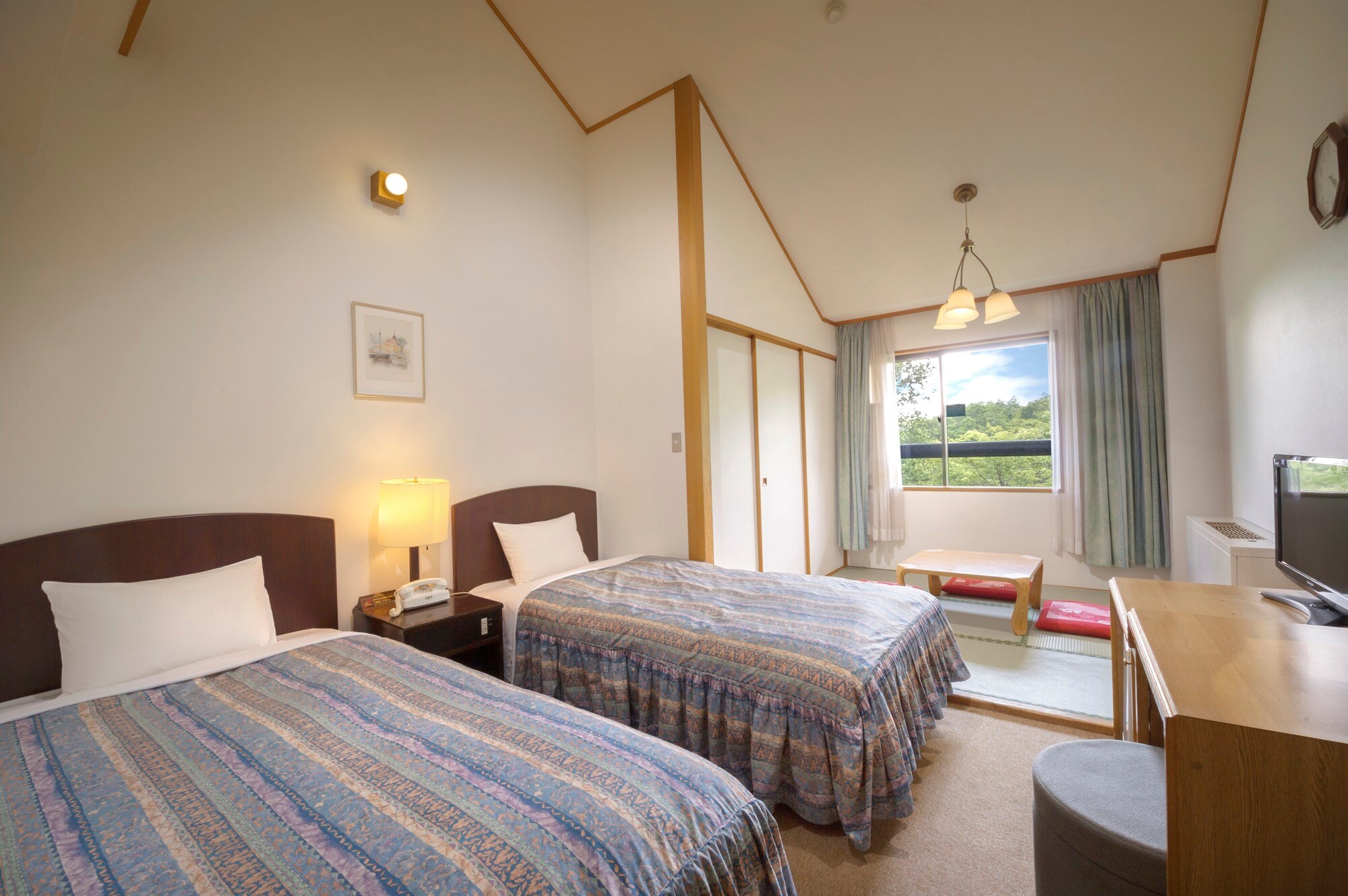 Main building Japanese-Western style room