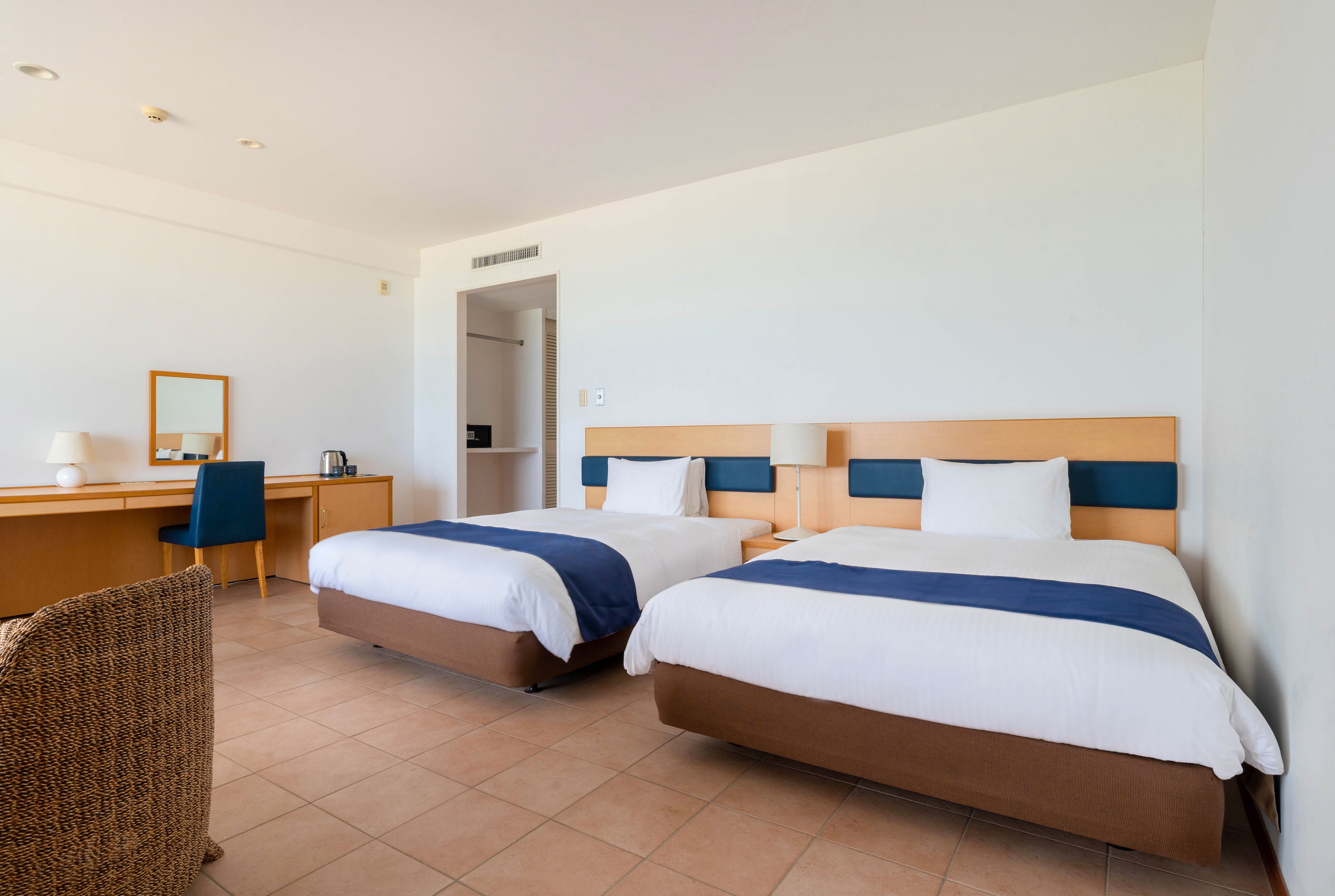 Ocean view junior suite (room view 2)