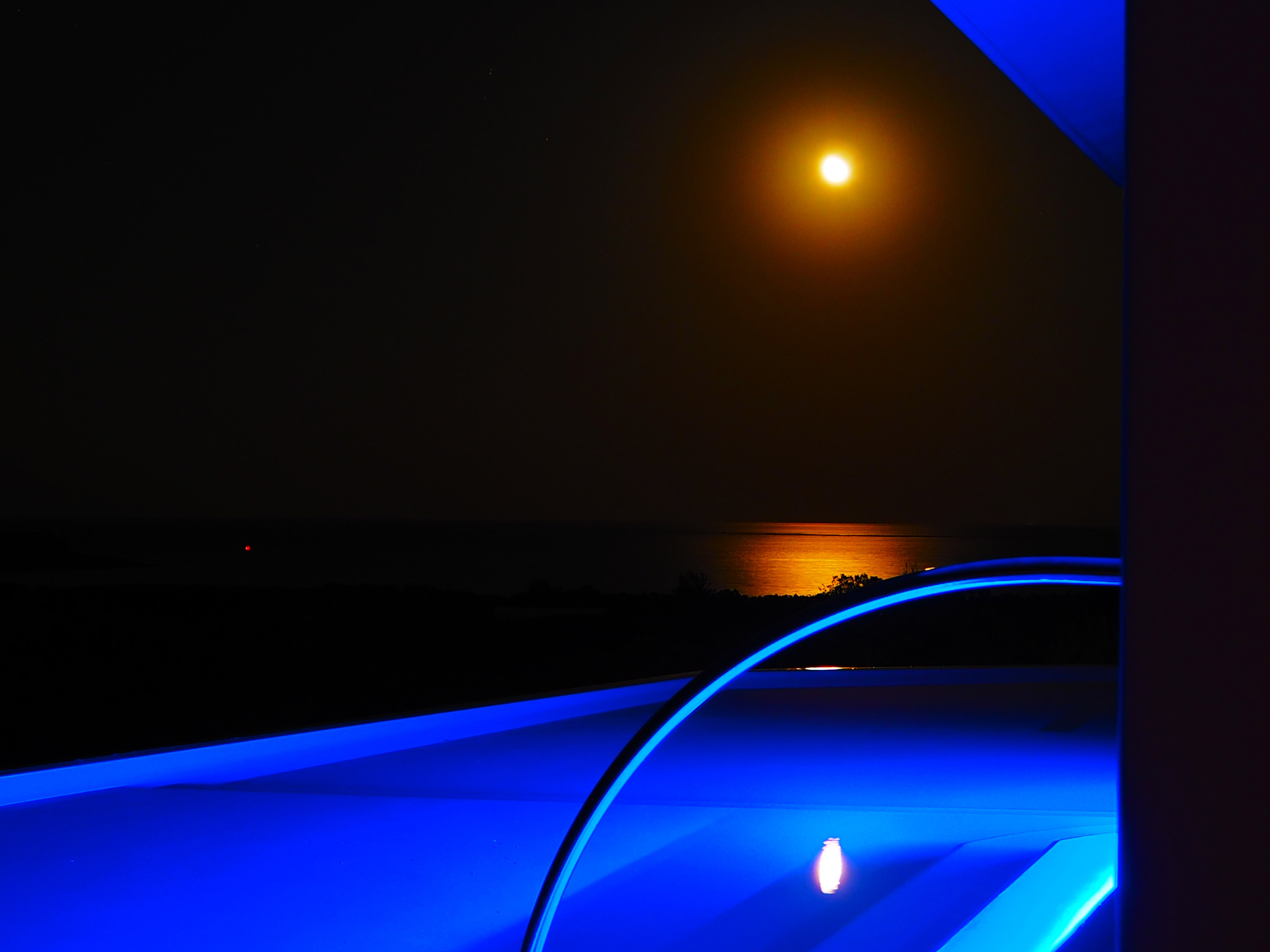 NIGHT POOL