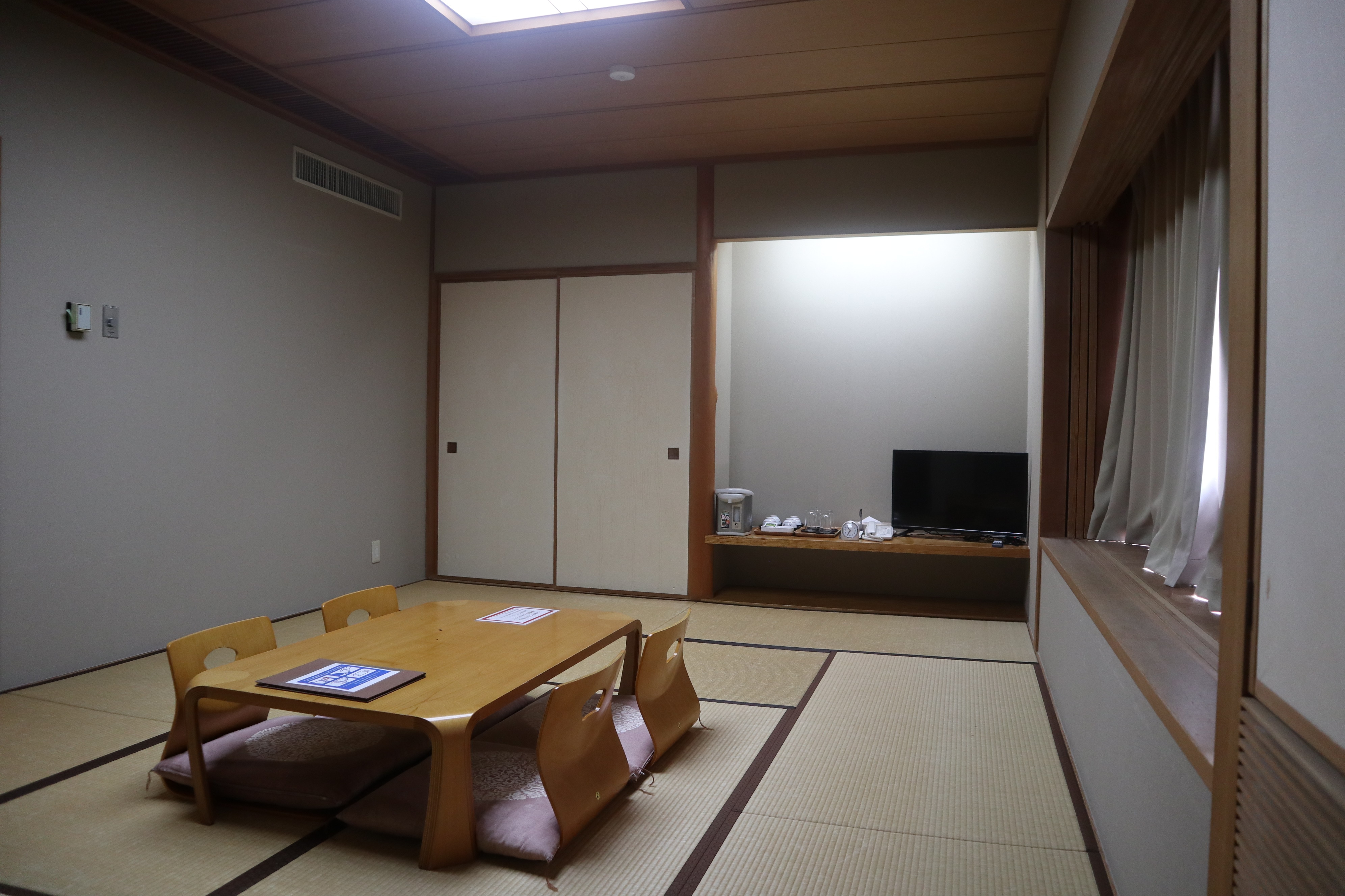 Japanese-style room 2