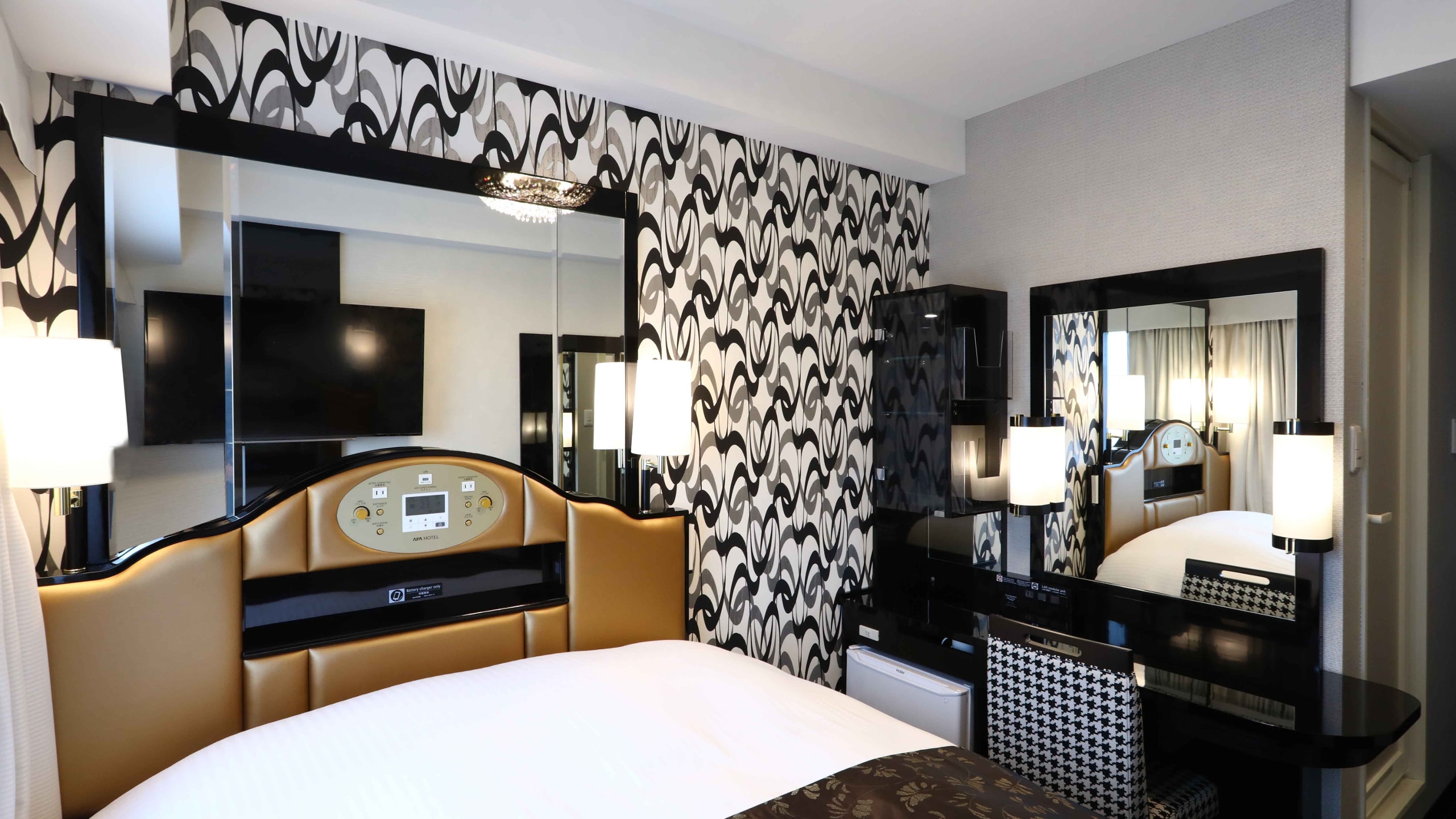 Superior Room (for 2 people) Non-smoking room [West Wing, top floor, 14th floor]