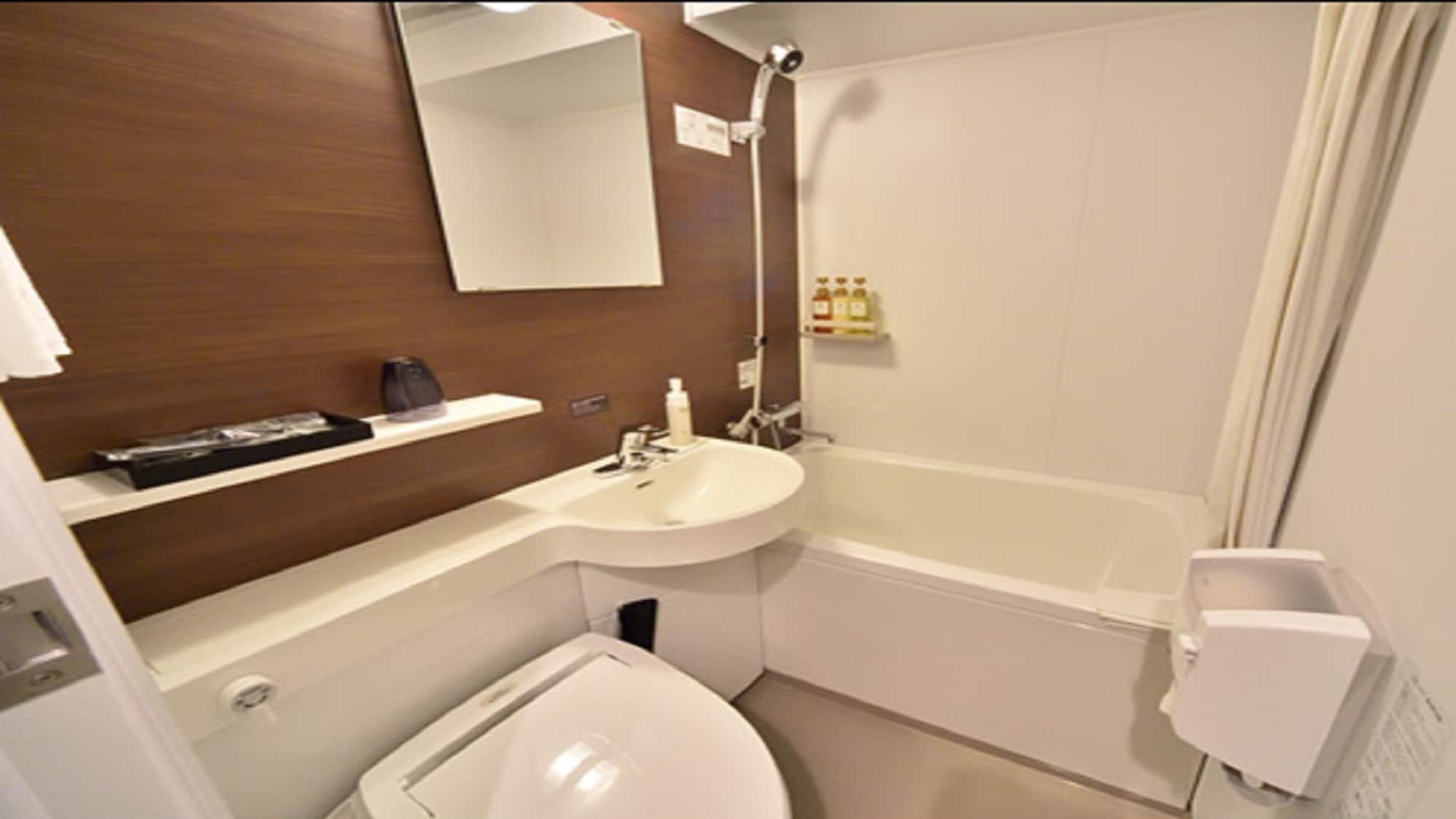Semi-double room (15㎡) 1 bed 120 & times; 195cm Capacity 1 person Unit bath