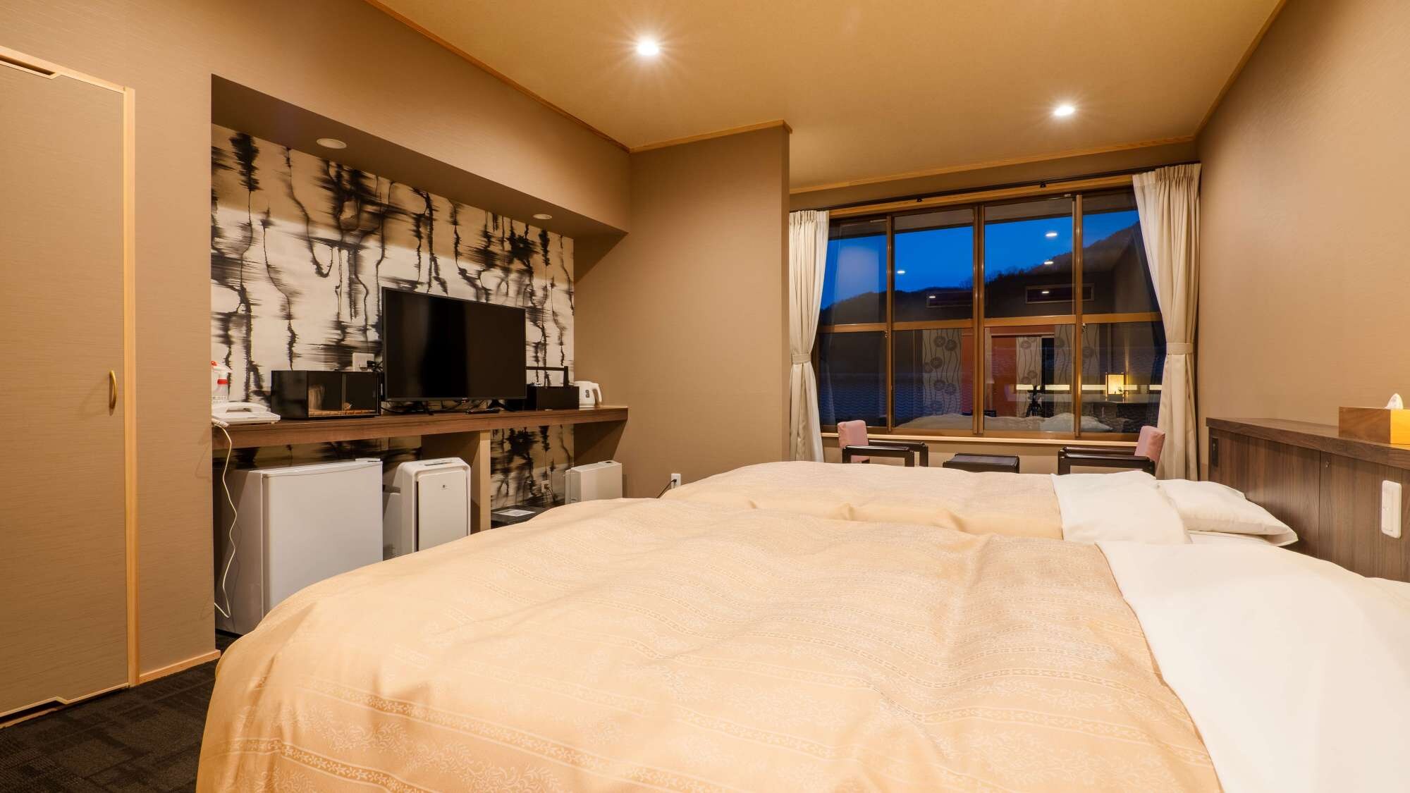 [Kodatsutei] Japanese-Western style room 106 Aoba