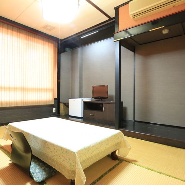 [Business Hotel Imoto Main Building] - 6 tatami Japanese-style room - A room with a calm atmosphere.