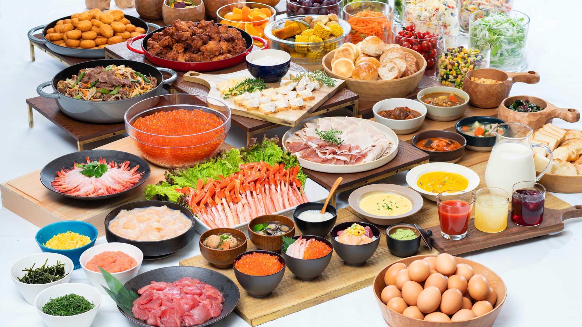 朝食：感じる朝ごはんｰ北海道-贅沢な海の幸と 郷土食材が目白押し！