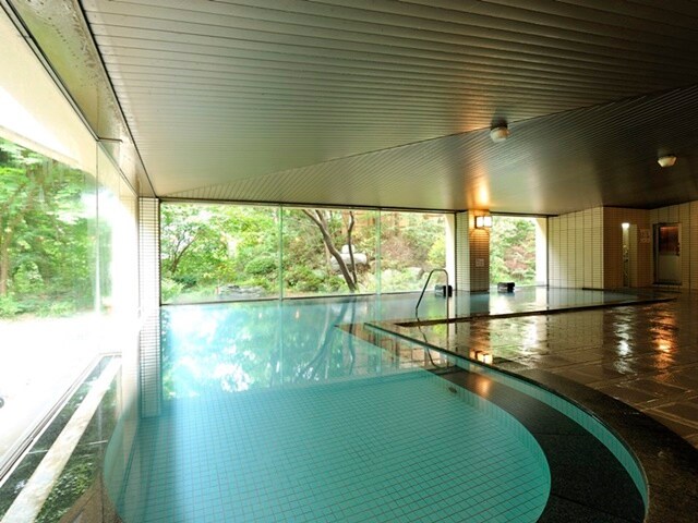 Large public bath (for women)