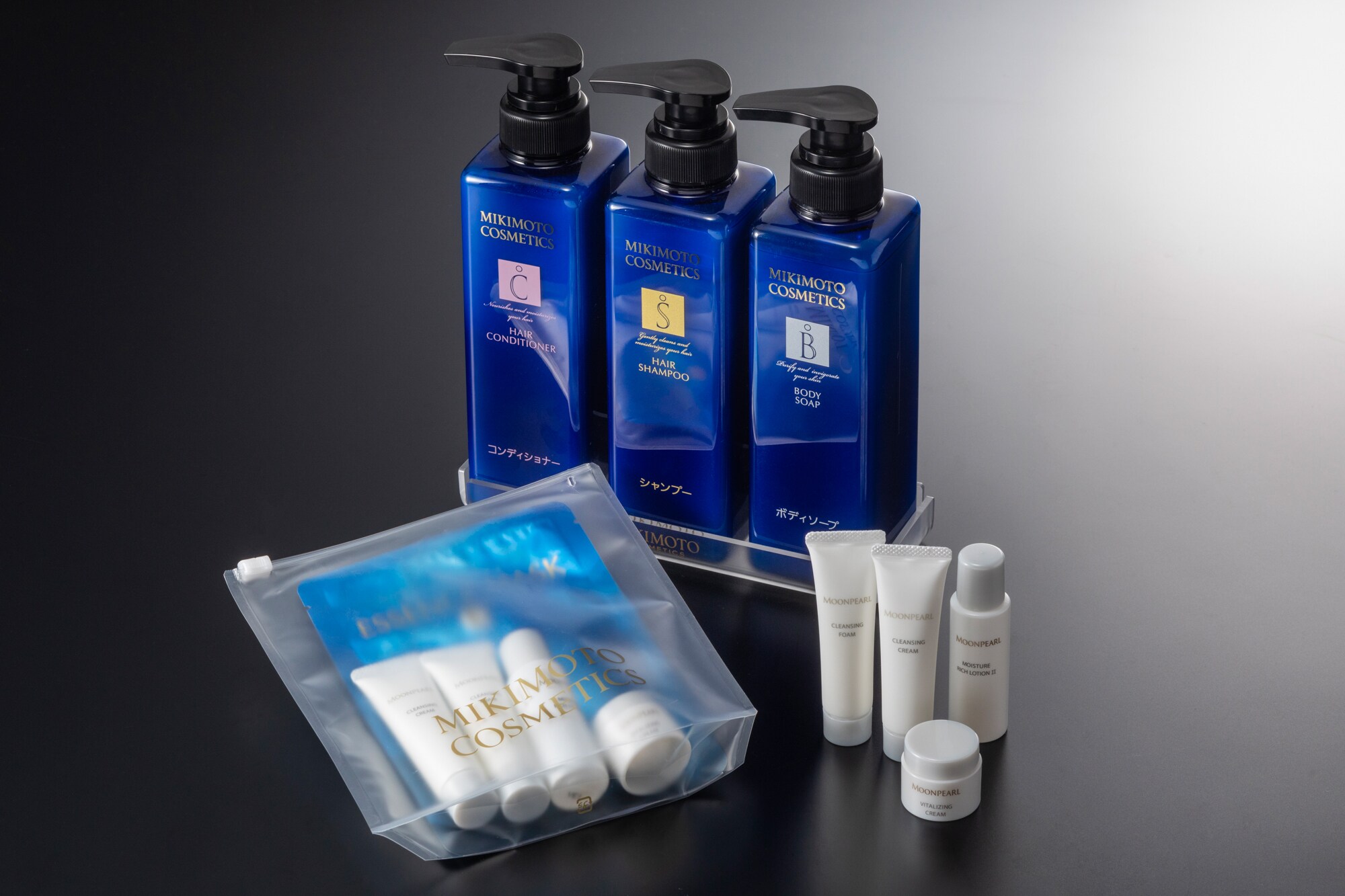 Club Room Amenities