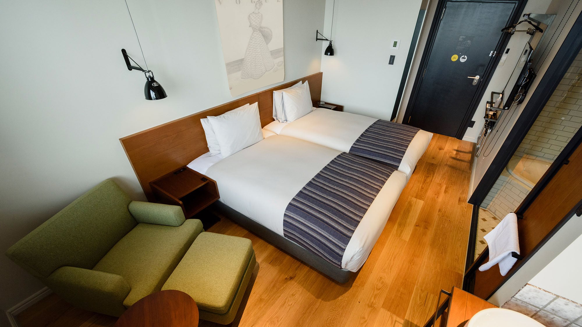 Premier Hollywood Twin (23.54㎡) Bed width 120cm [High floor]