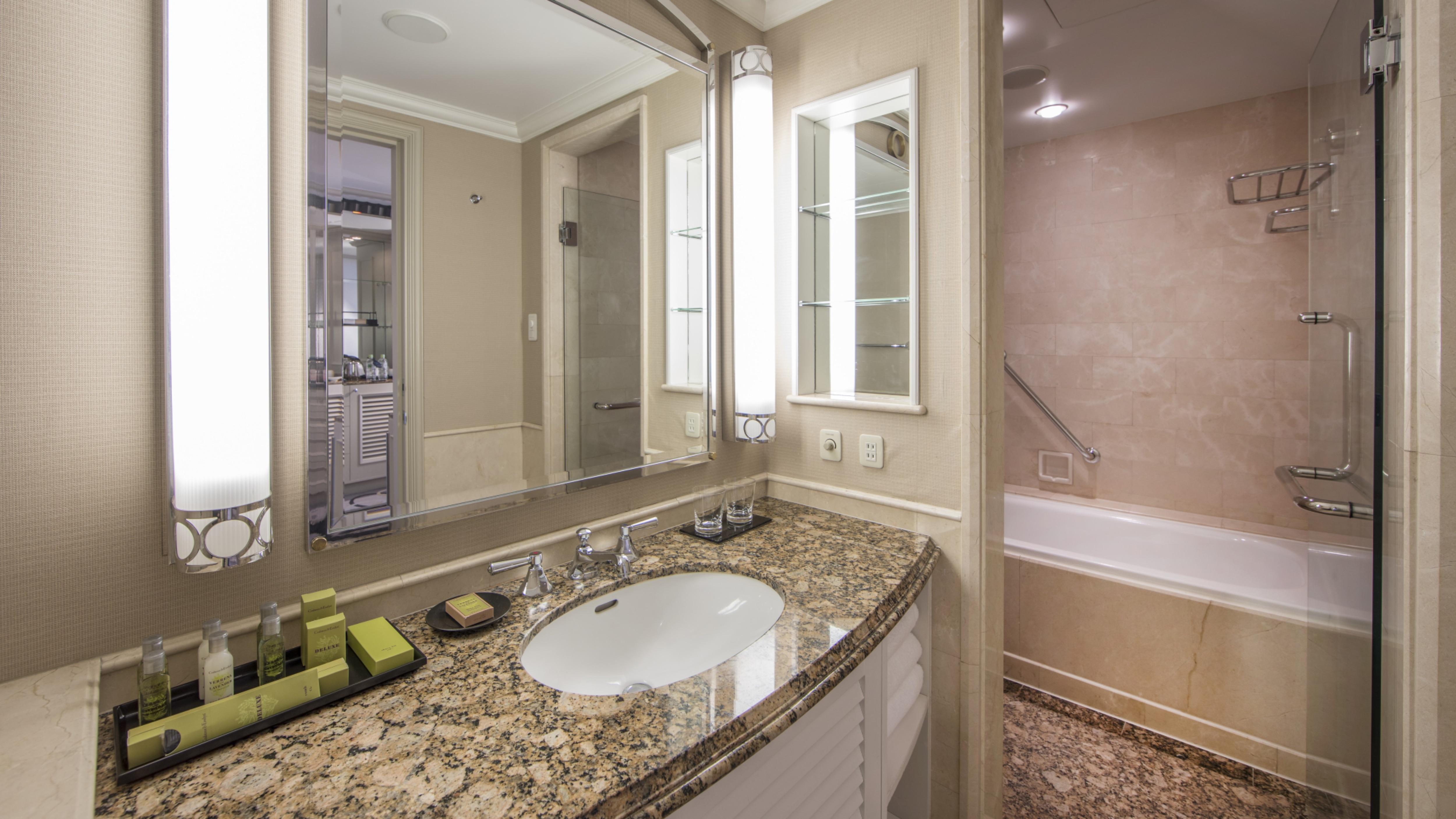 Superior Deluxe Room ①