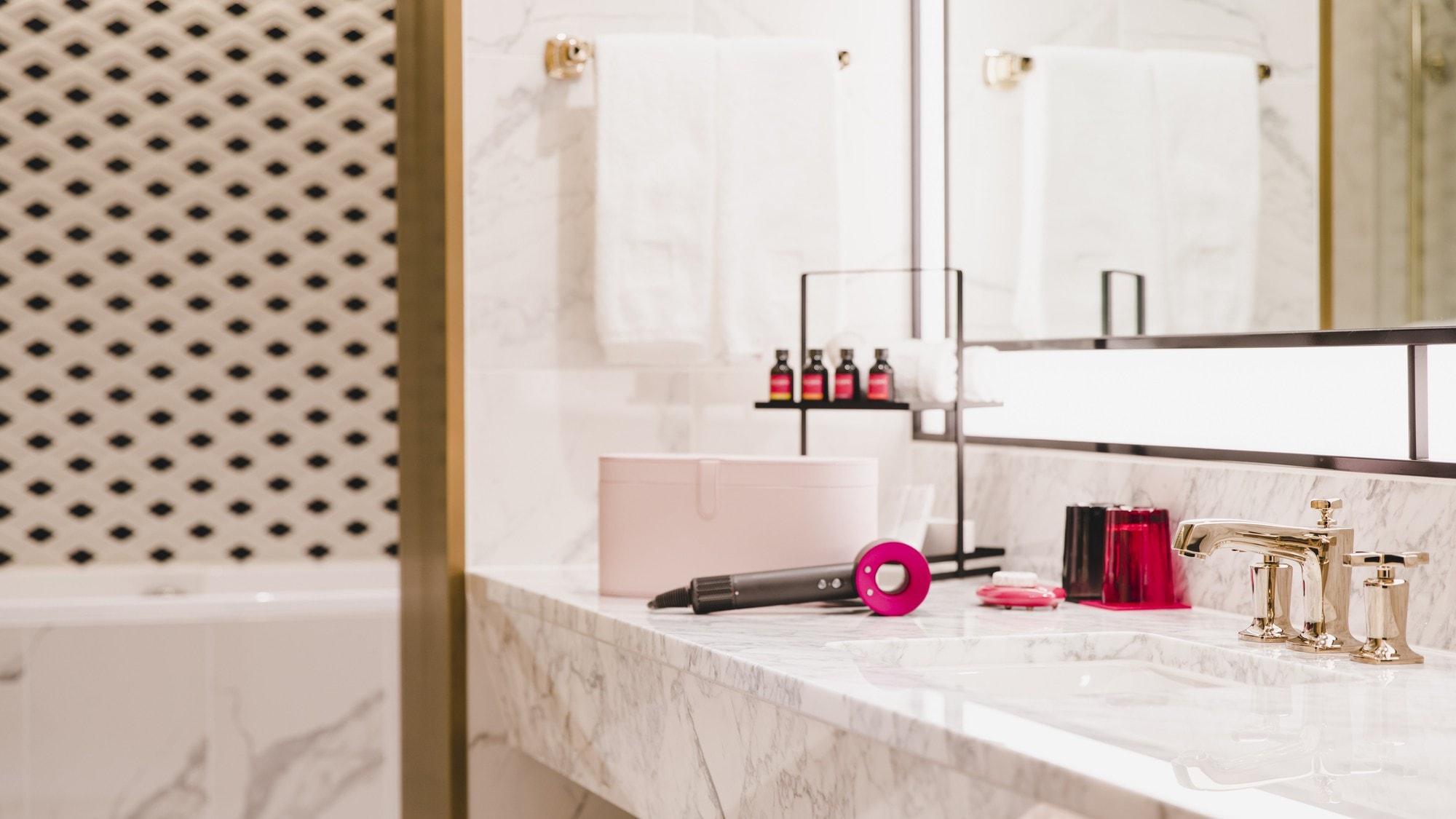 Bathroom amenities