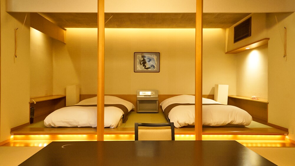 Hotel photo 8 of Atami Juraku Hotel.