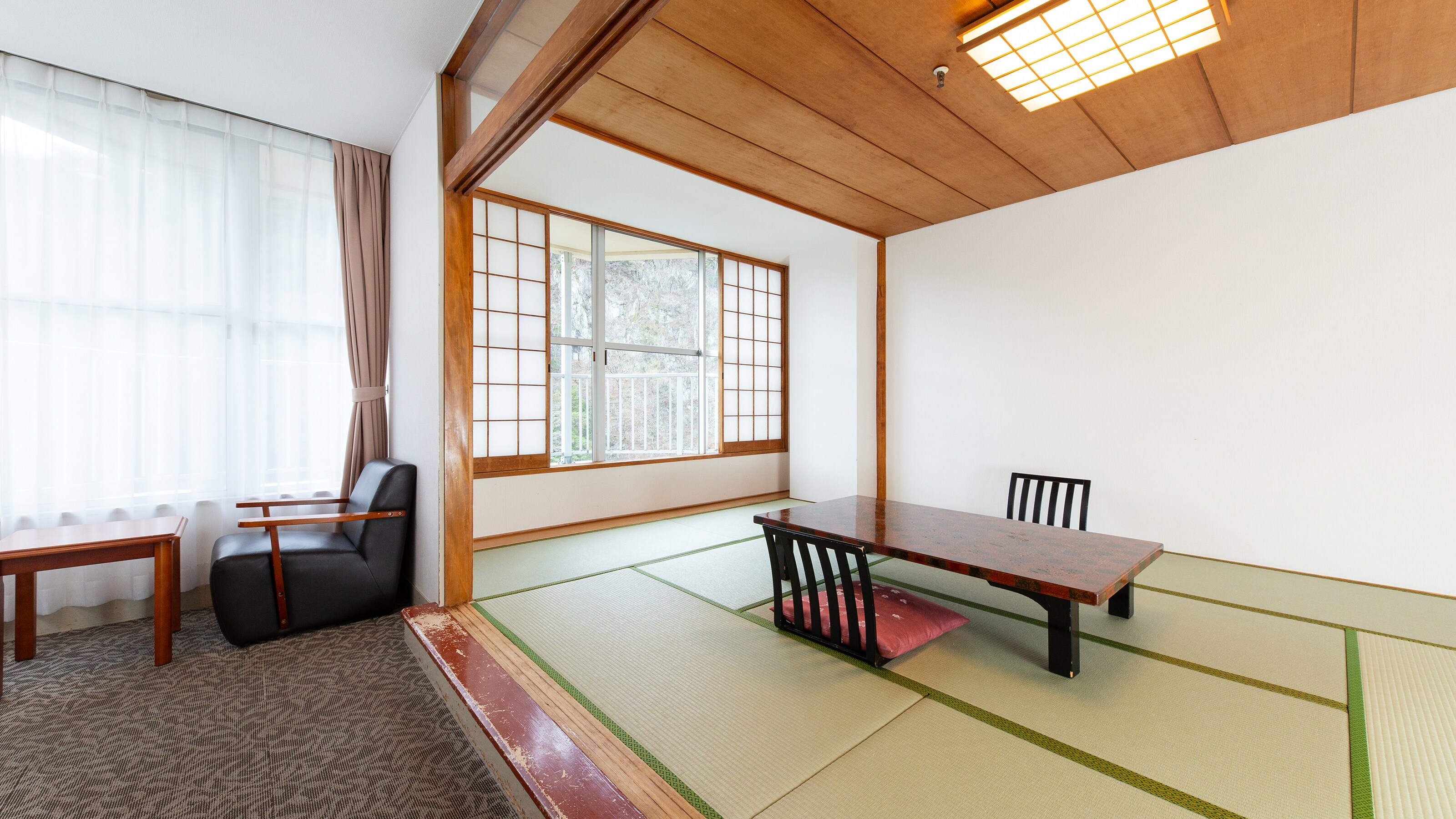 〇Japanese-style room 12 tatami mats