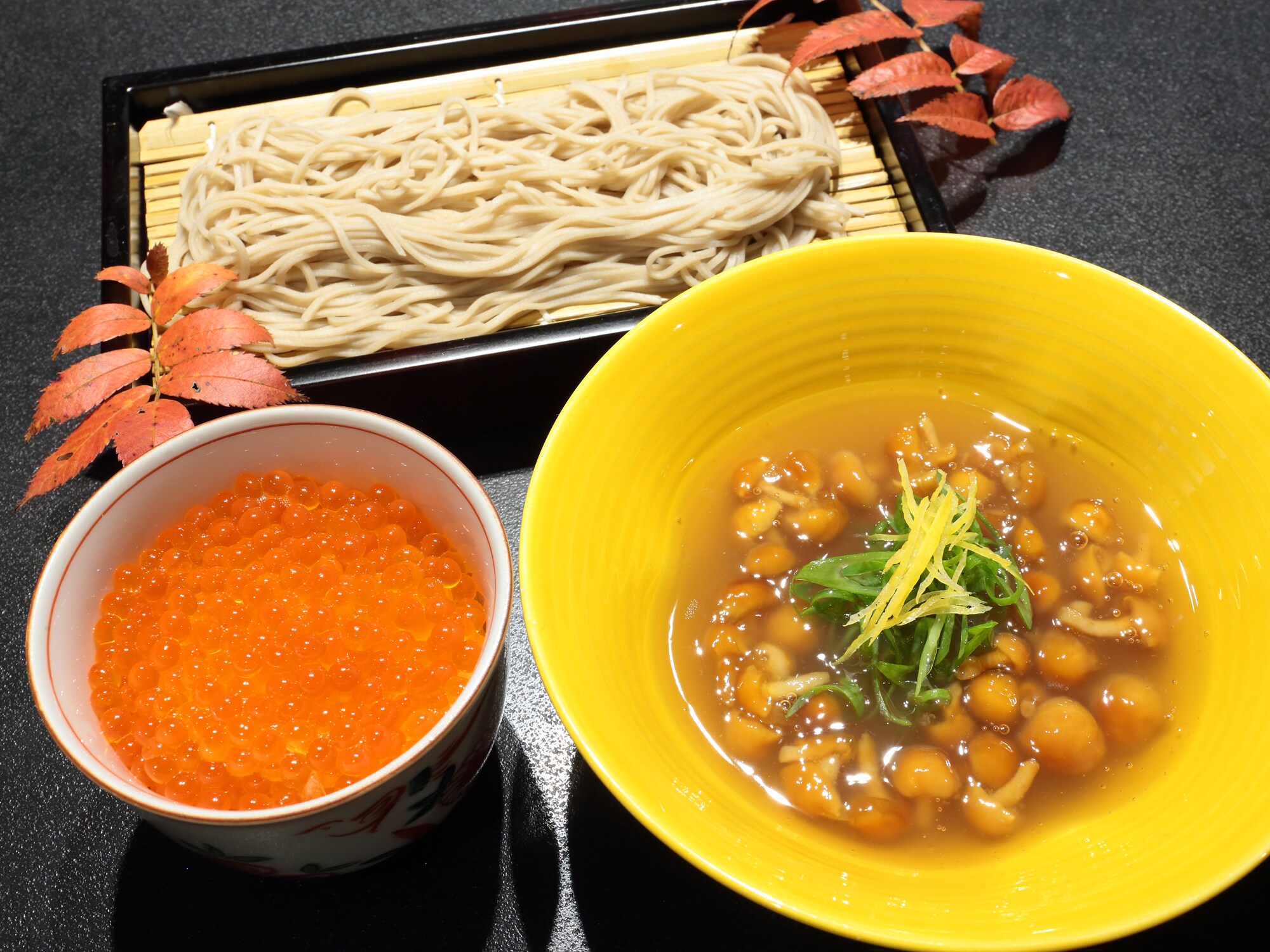 Cuisine Meals / Autumn Salmon Roe Rice, Nameko Soba