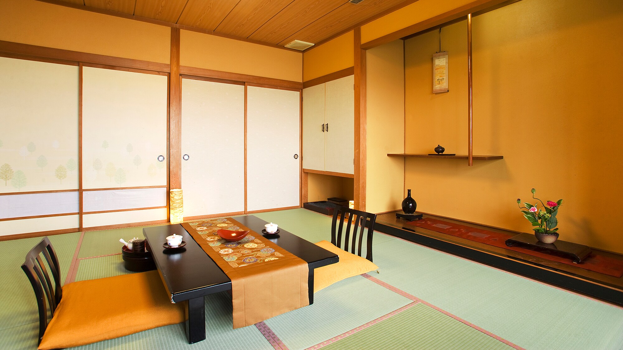 ■ [Rooms on the mountain side] Limited to 3 rooms, "with translation" is a great deal ■