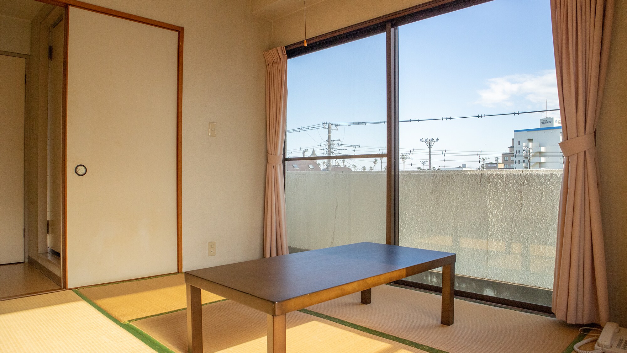 ※【日式房間/本館3～4樓/有衛浴】我們將依入住人數提供日式房間。