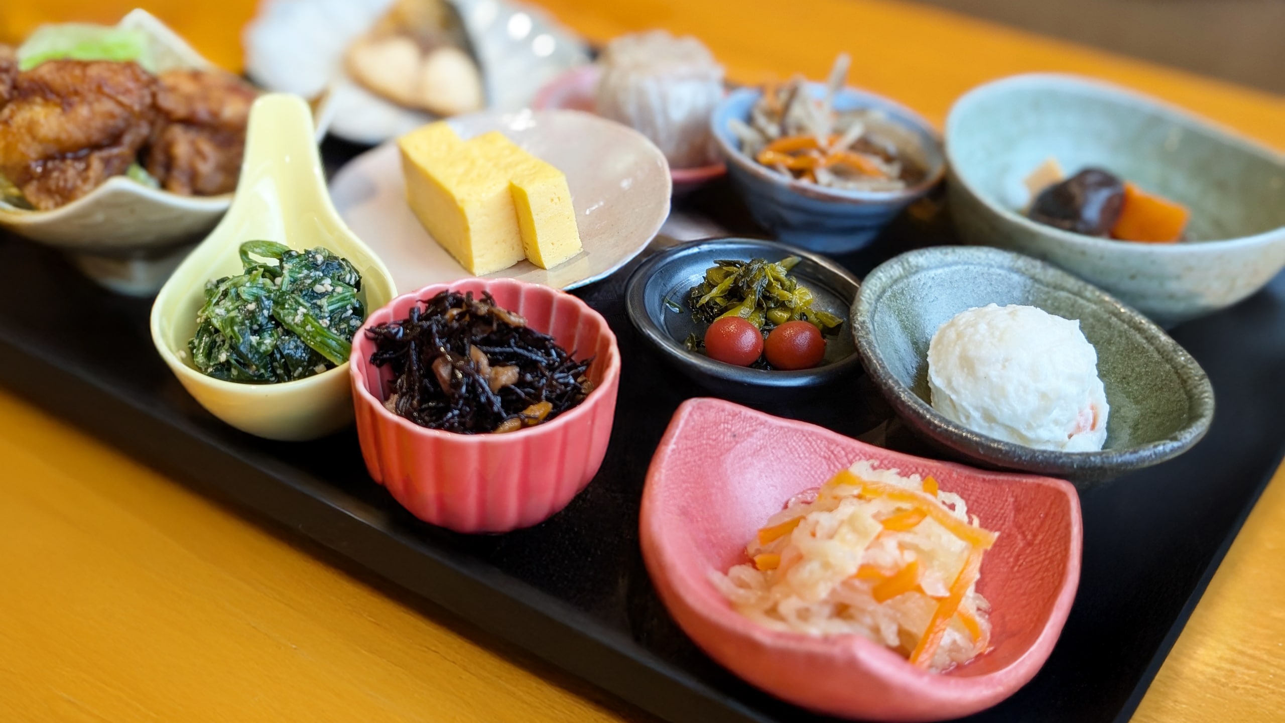 GR. ภาพการจัดวาง