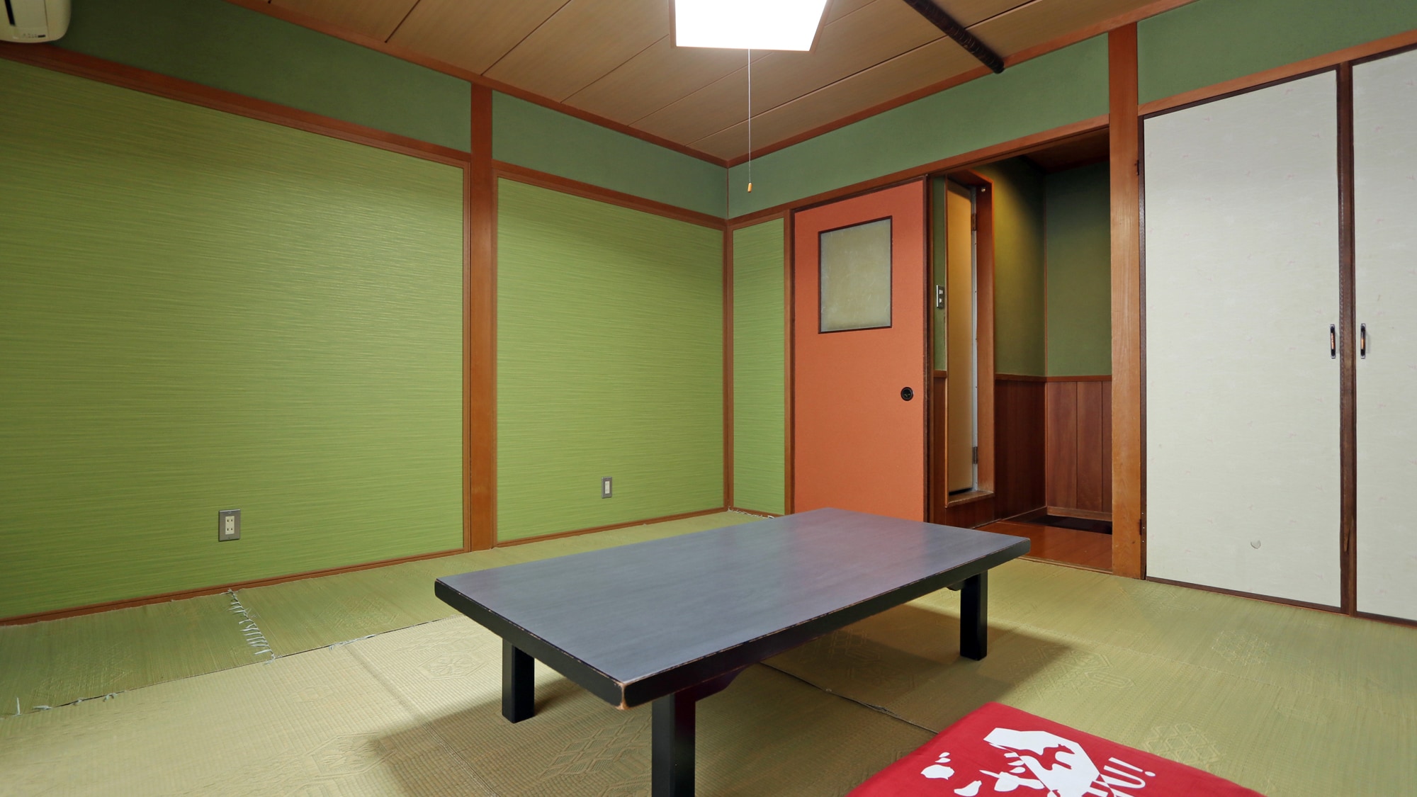Japanese-style room