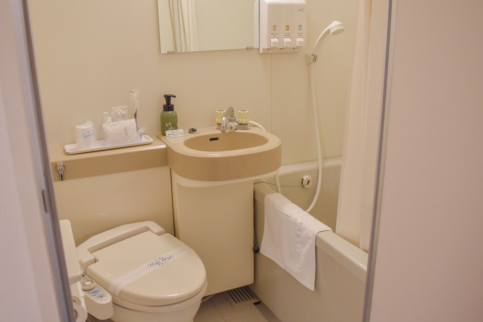 Single room bathroom