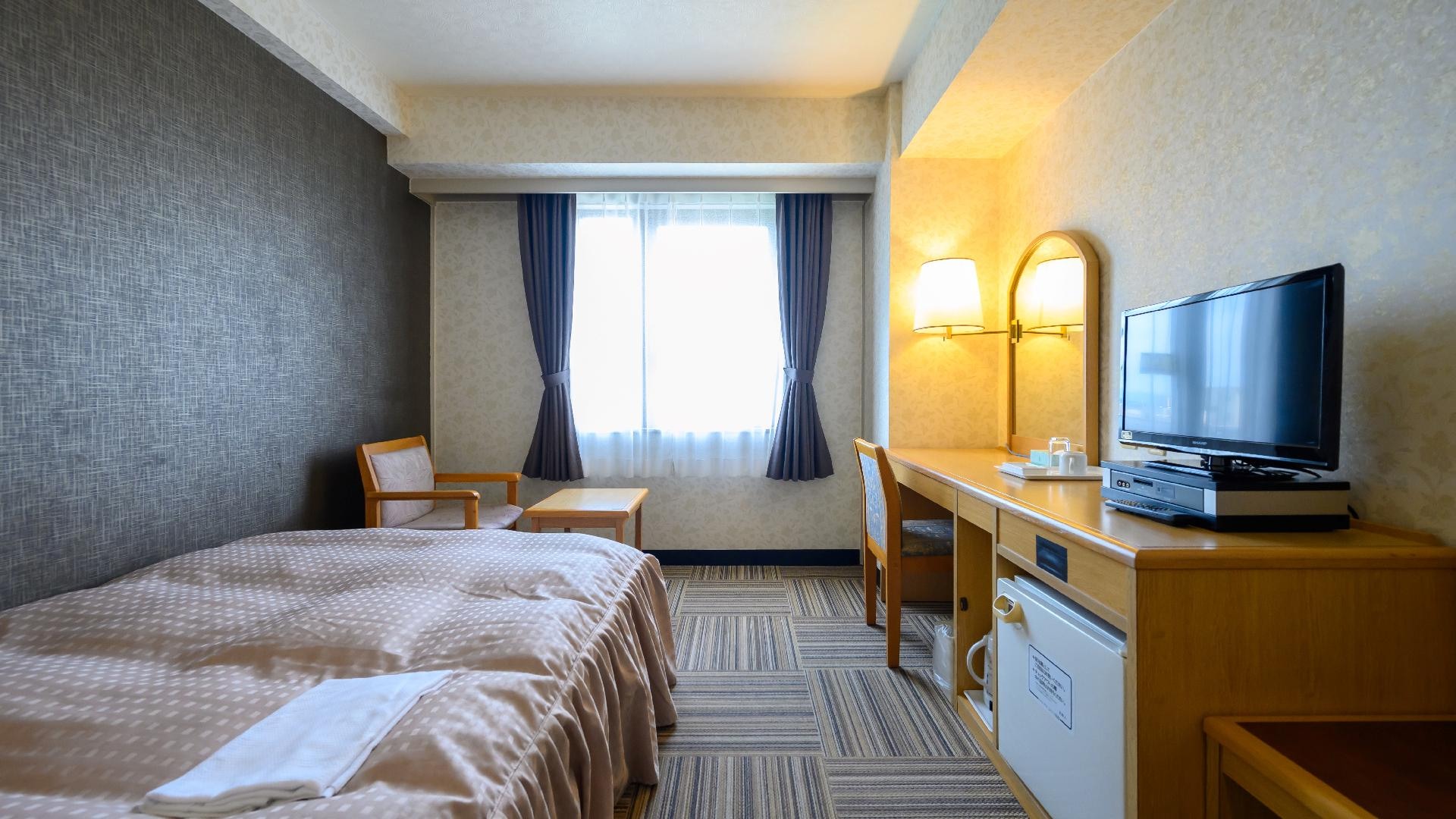 [Double Standard] Guest Room