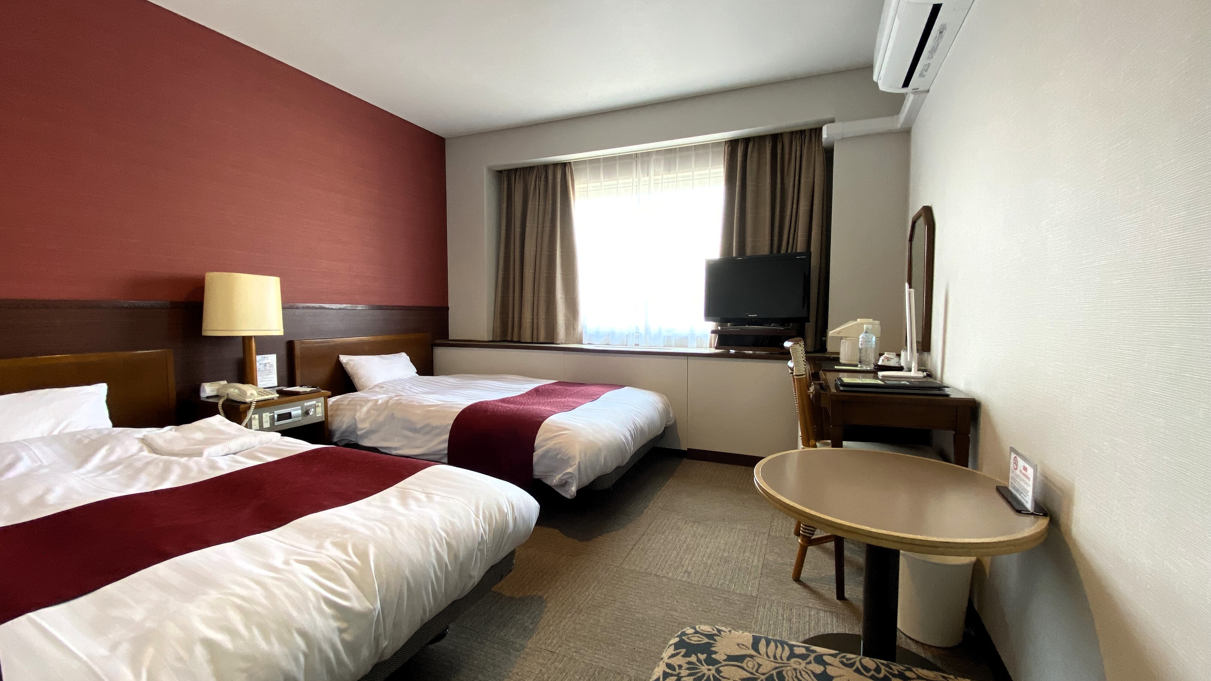 Twin room