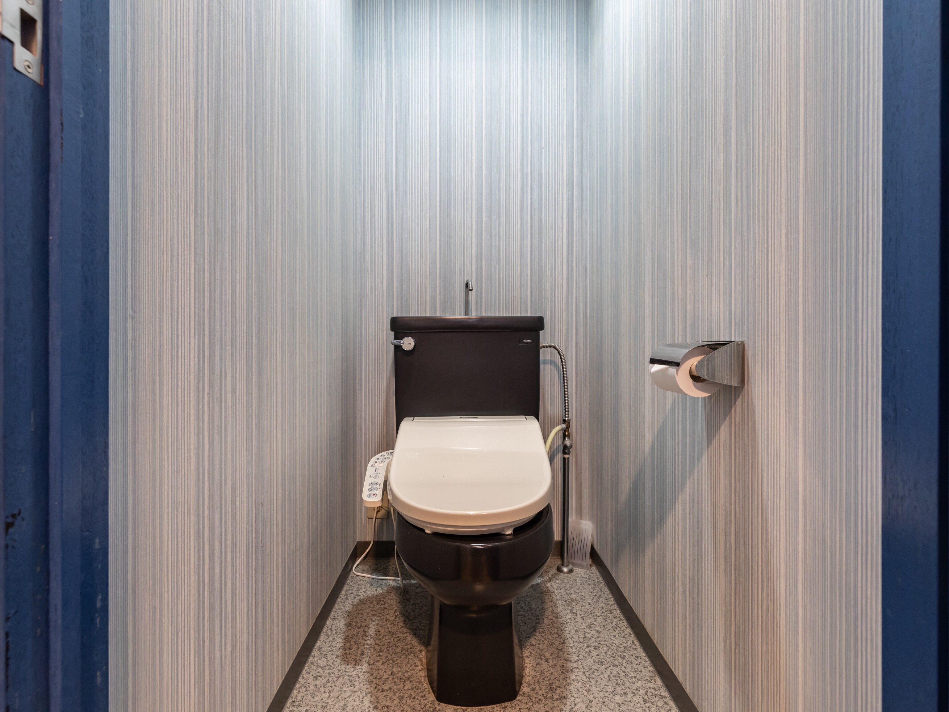 [Smoking] Japanese-style room for 1 to 4 people