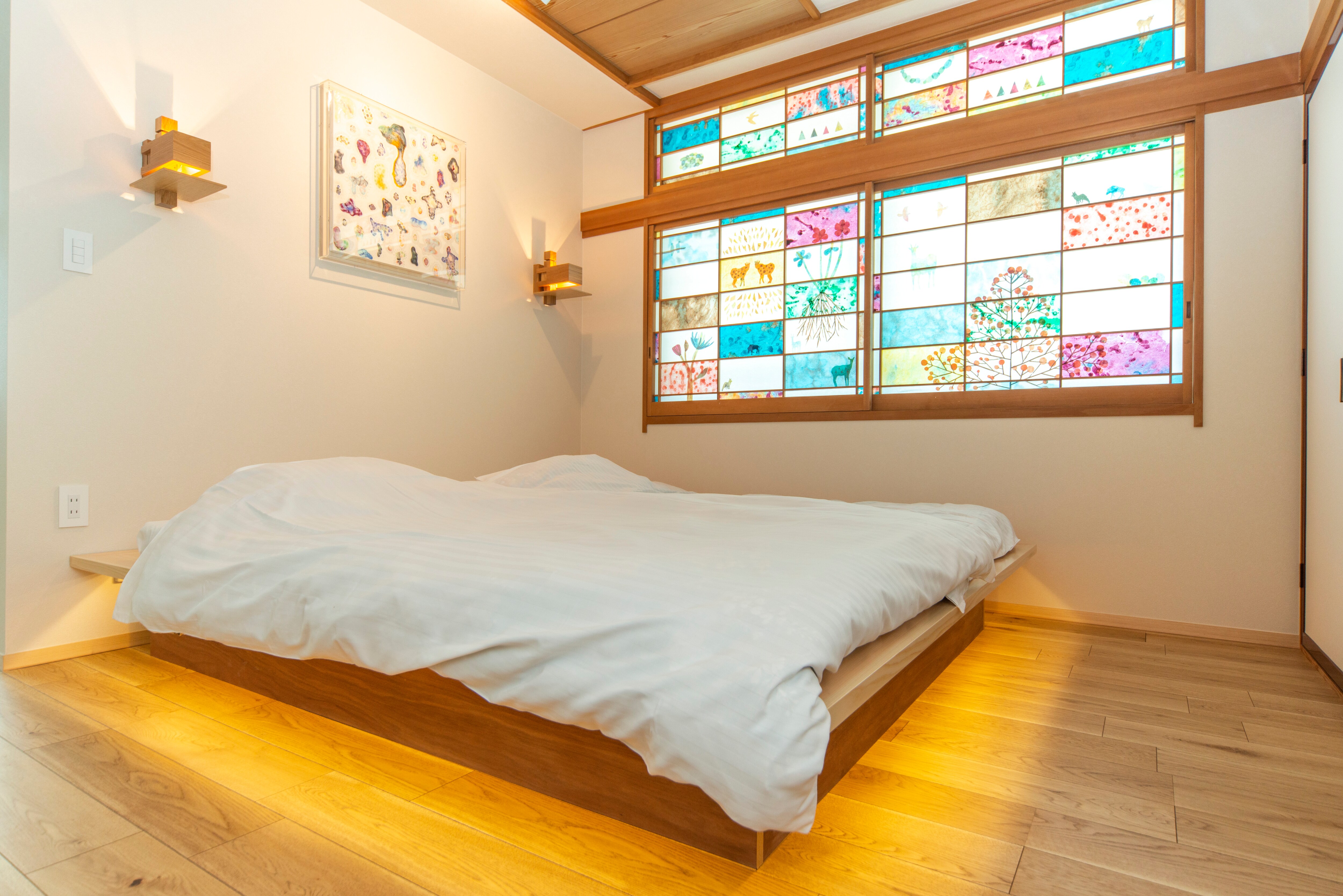 Artist Room 307 [Mountain side corner room] Living room + bedroom Artist Atsuko Yamagata