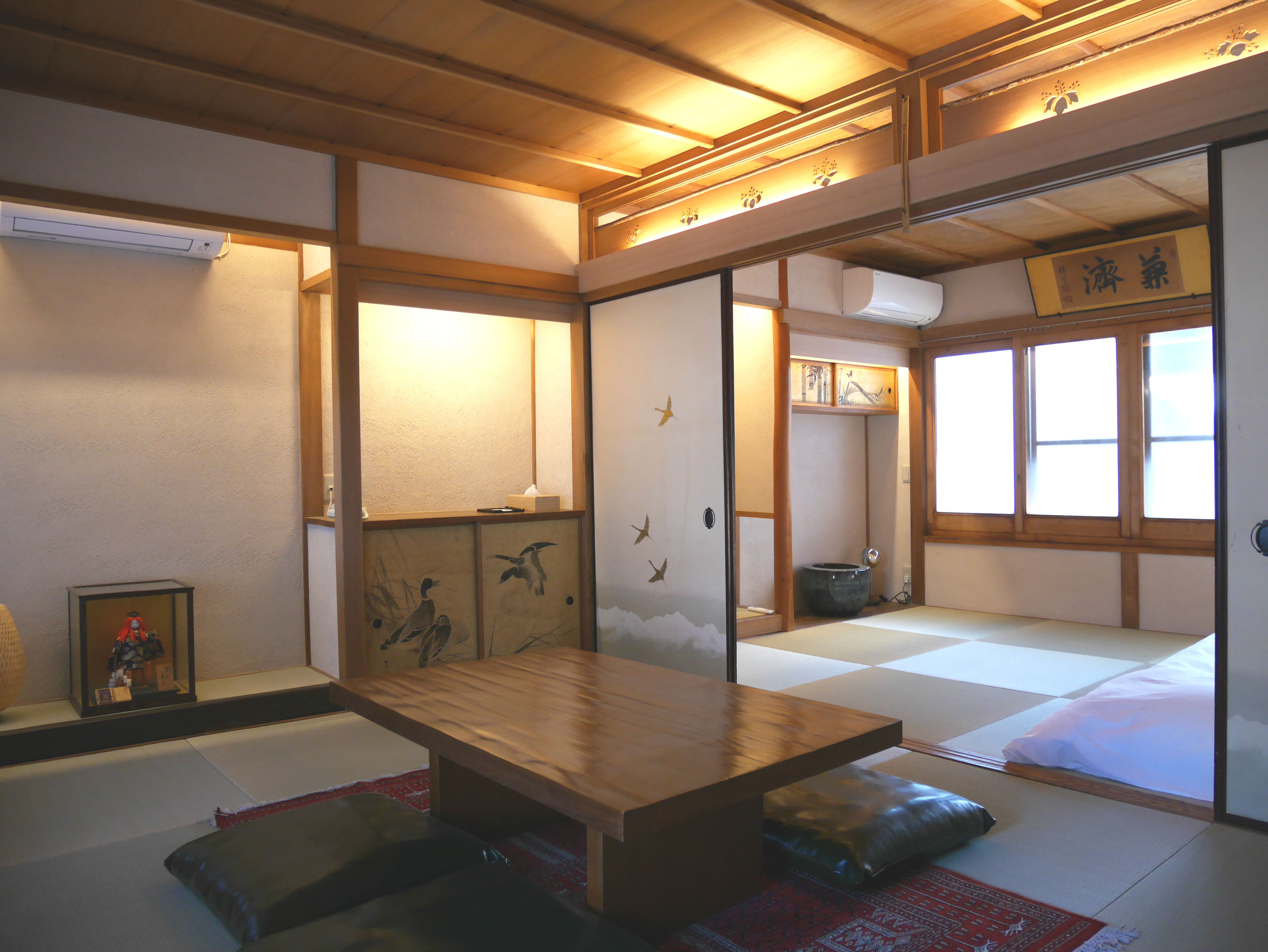 Guest room - (empty) 2 Japanese-style rooms + veranda (40 square meters)