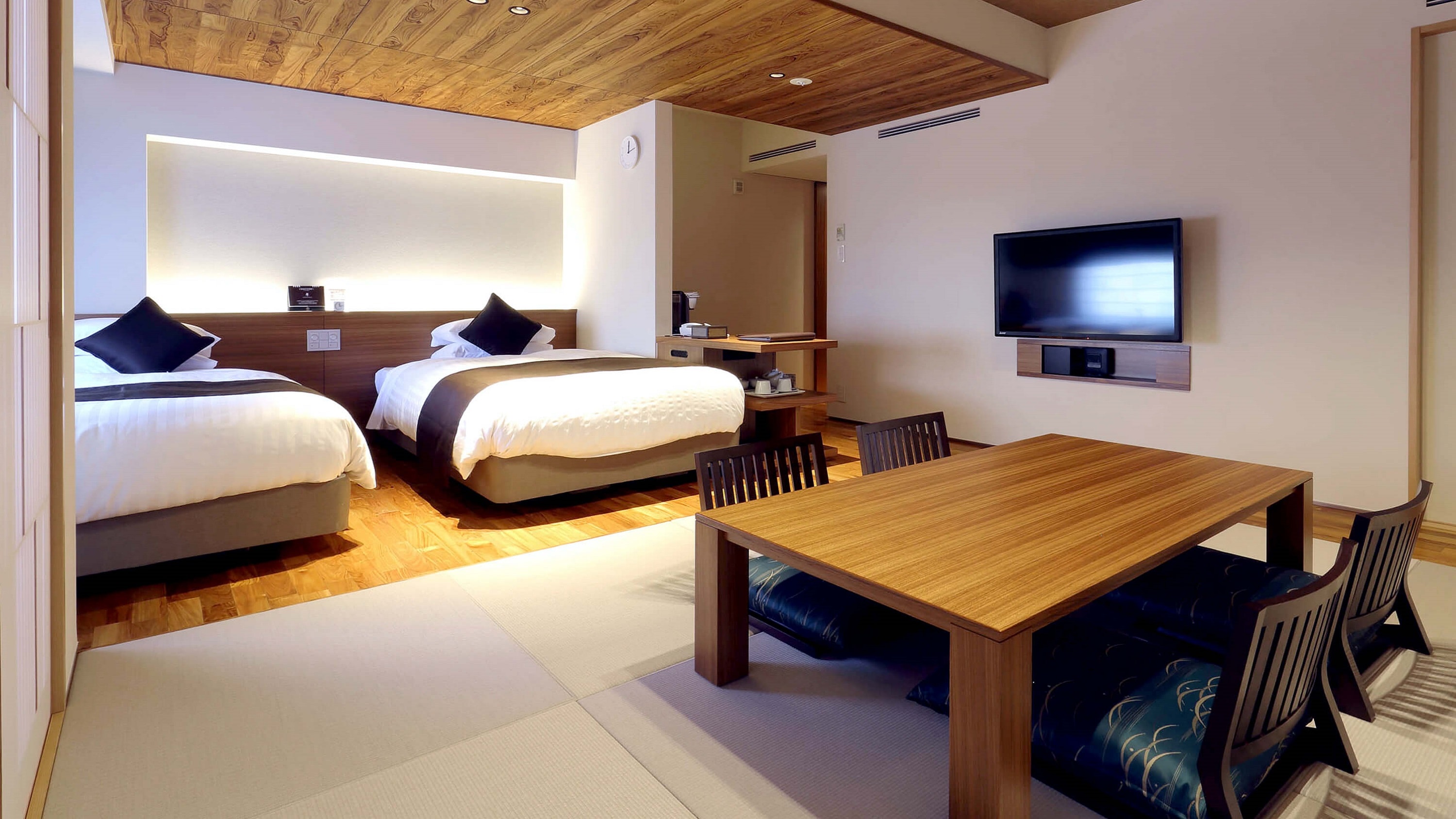 JAPANESE STYLE / Luxury Japanese-Western style room -50㎡