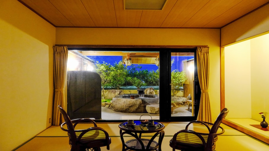 ◆Natural hot spring ◆Rock open-air bath【Japanese-style room】