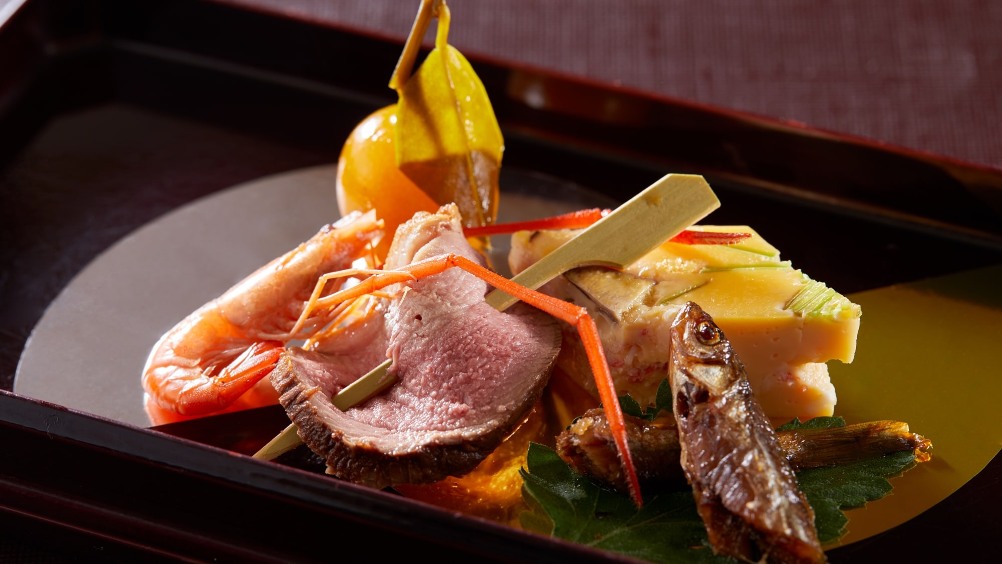 *[Dinner example] Enjoy a variety of dishes that make use of the bounty of Shiga.