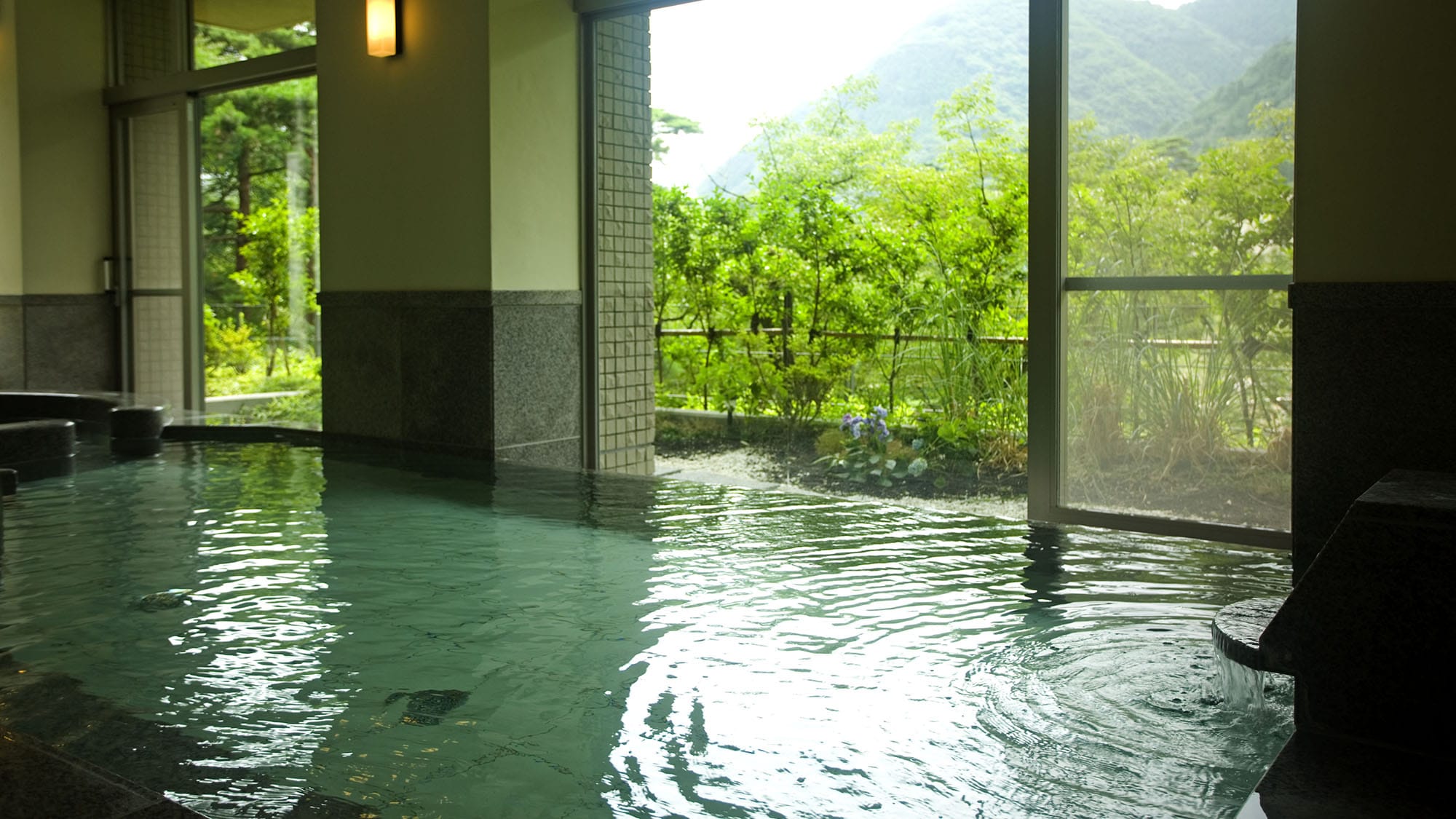 ■Large public bath