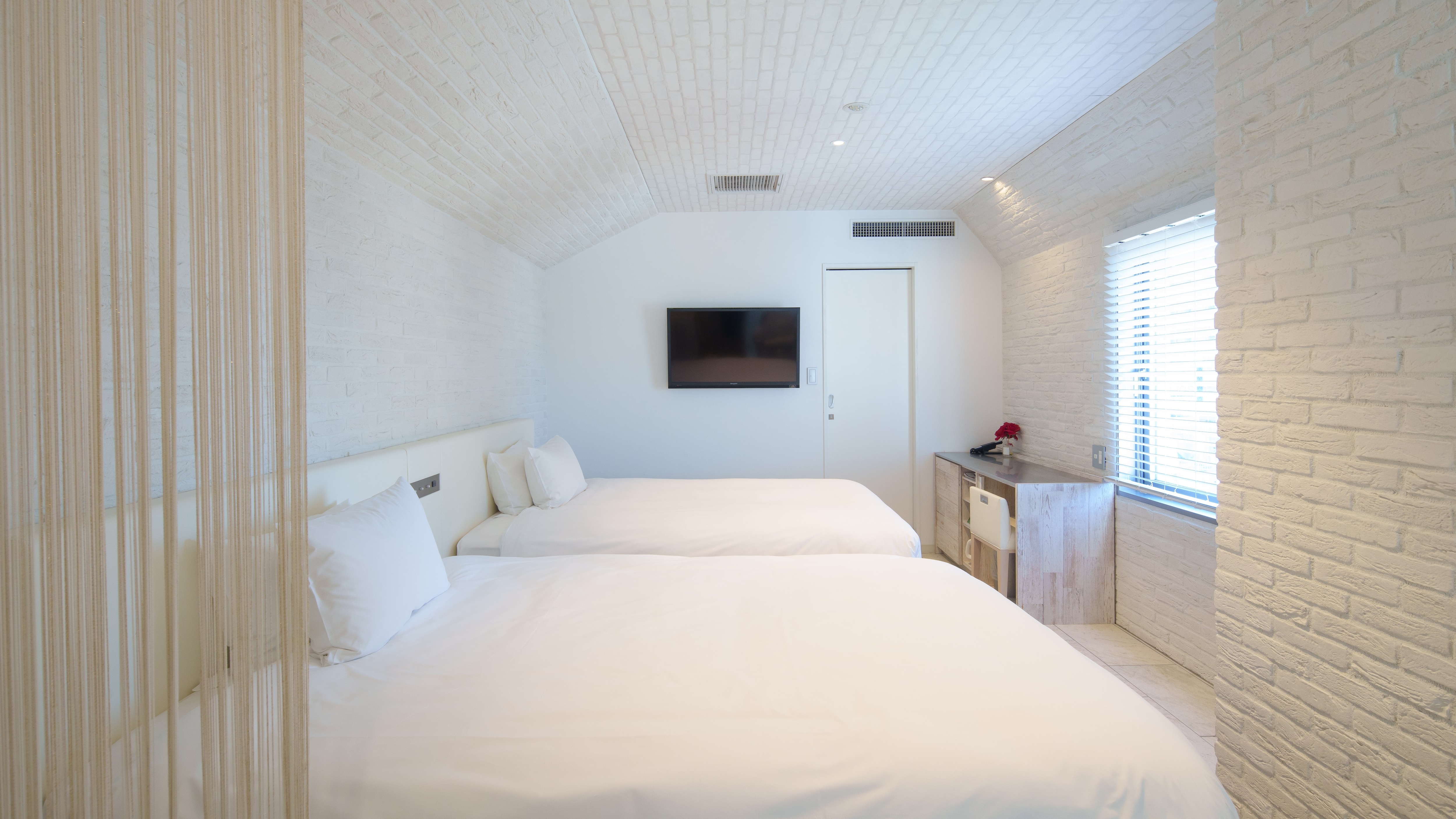 Cave (W140cm & times; L203cm ・ 2beds)