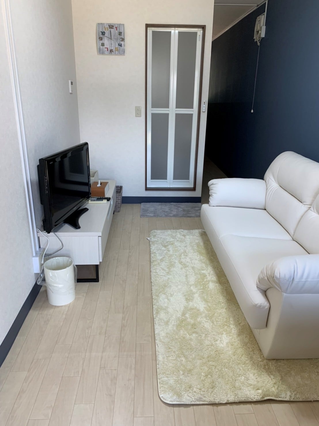 Cottage without kitchen