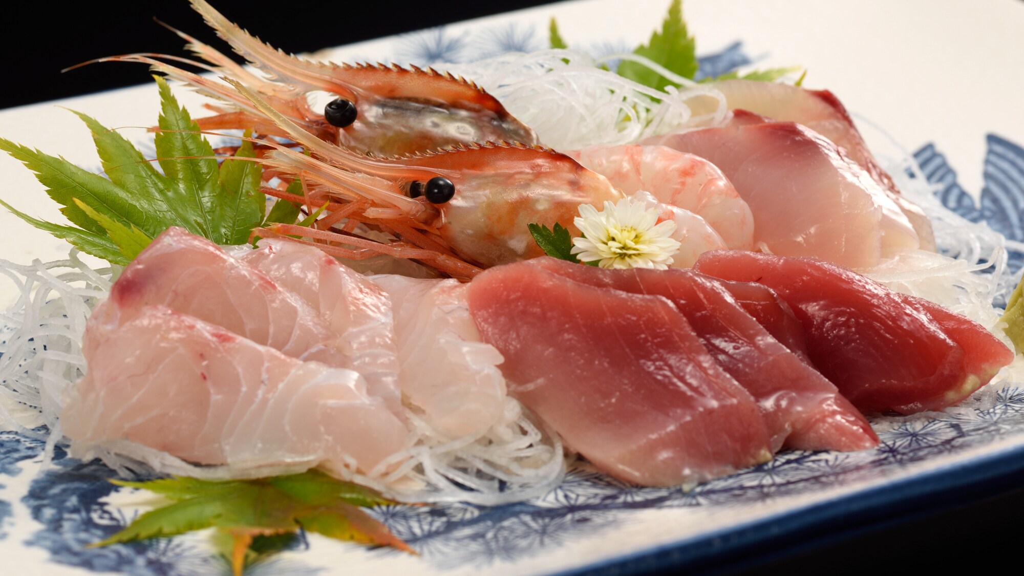 [warai-laughs] *The dishes are for illustrative purposes only.
