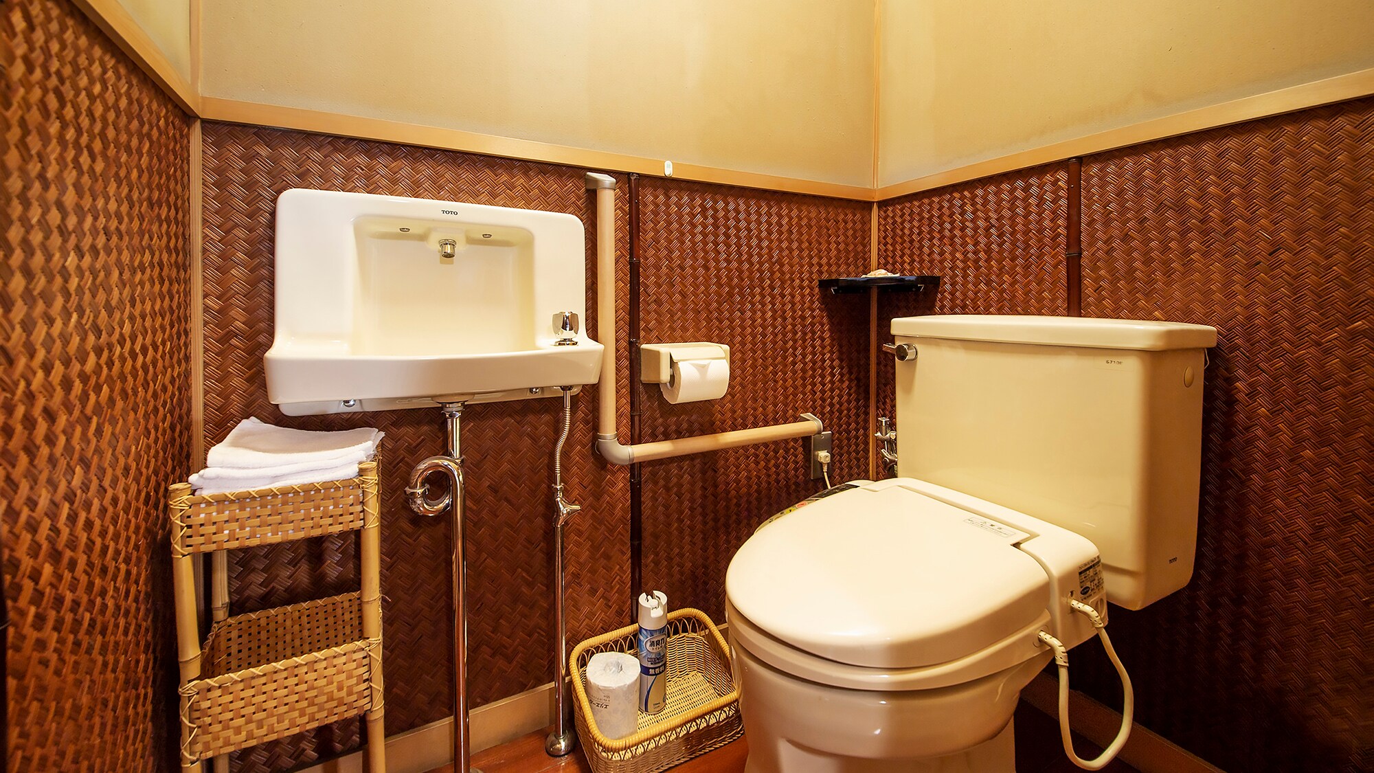 [Ehomaki-ehou-] Restroom