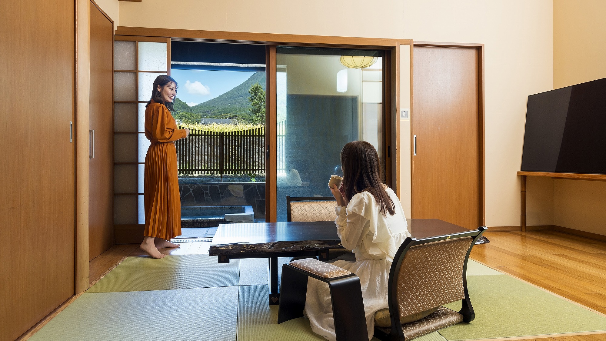 Mount Yufu can be seen from the guest rooms