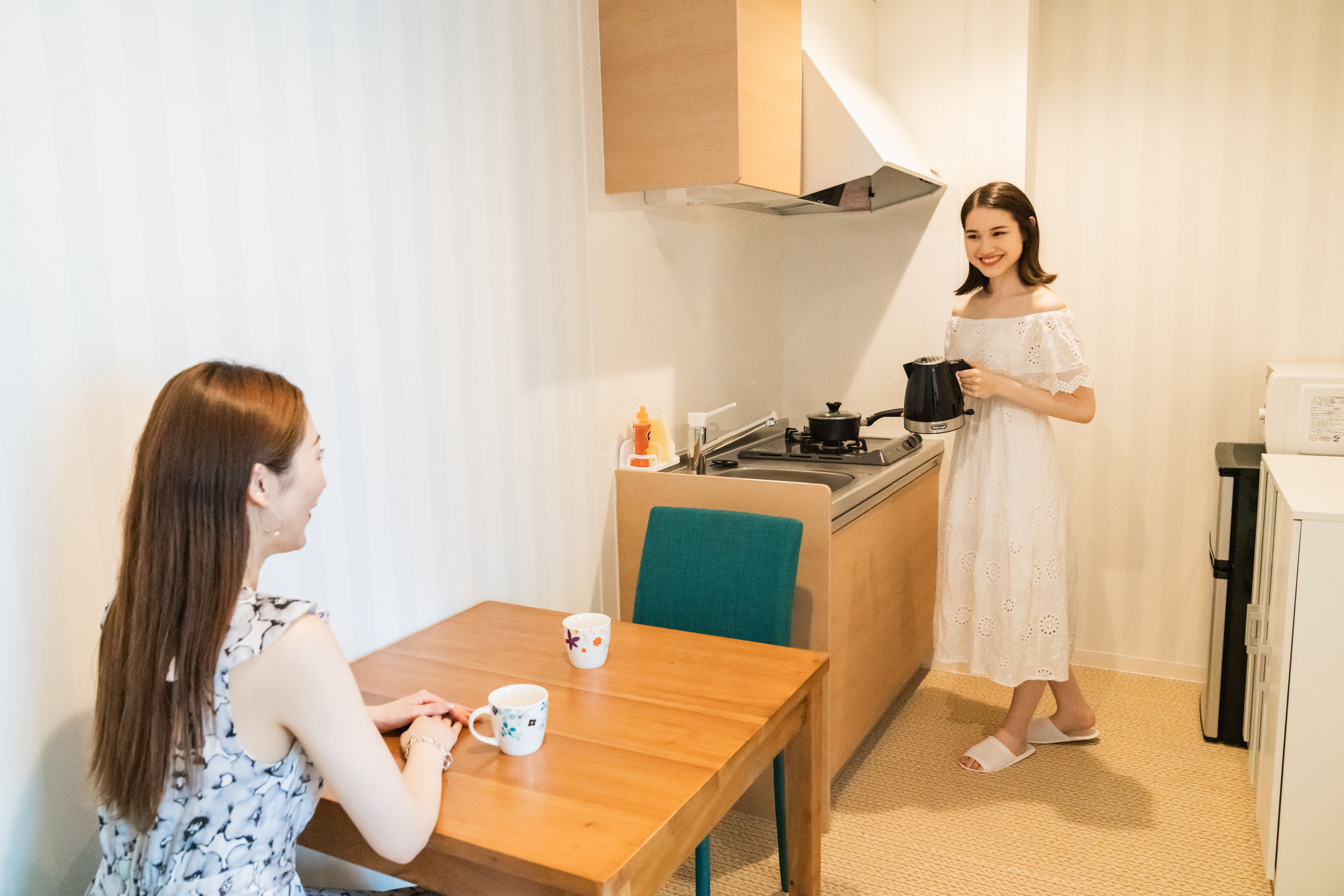 All rooms are equipped with a dining table, kitchen and cooking utensils.