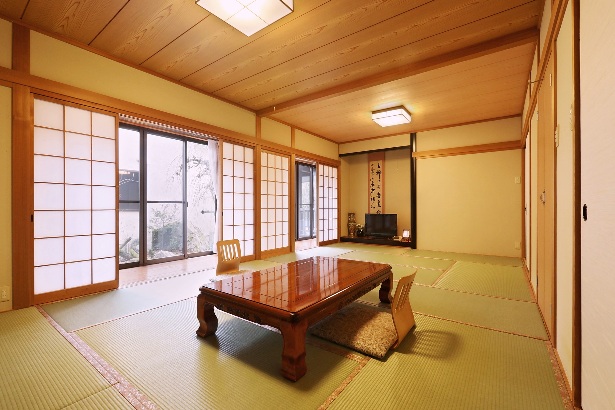 14 tatami room with indoor bath