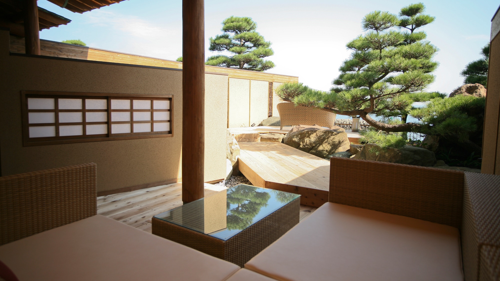 [ทุกห้องมีห้องอาบน้ำแบบเปิดโล่งส่วนตัว] Villa Paradise Sea Garden Type D / No. 105 ฝั่งห้องเทอเรส