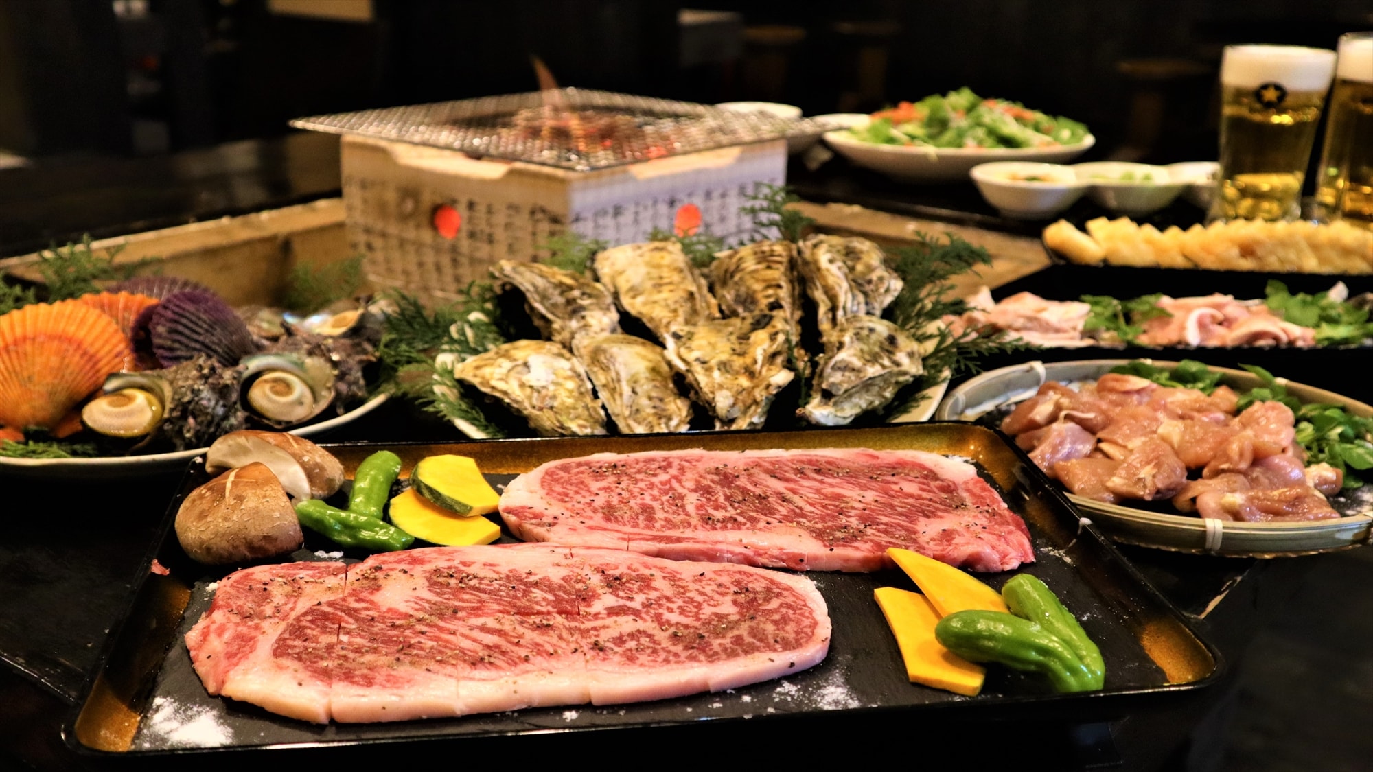 餐廳“Sumibigoya Wakuta”。豐後牛沙朗牛排。 *圖片顯示的是 4 人份的量。