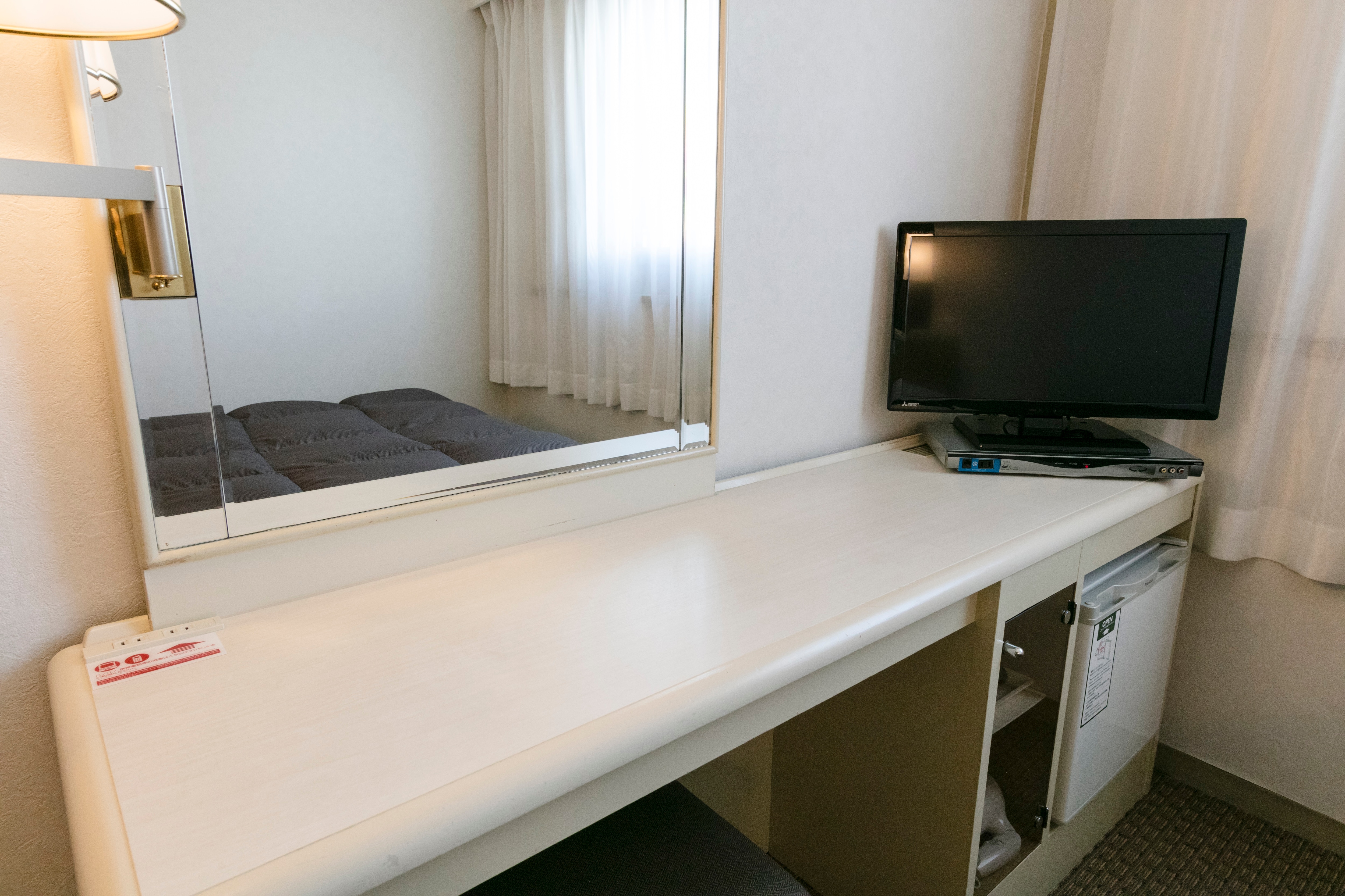 Single room ◇ 13.5㎡ ◇ [Double bed: 140cm wide]