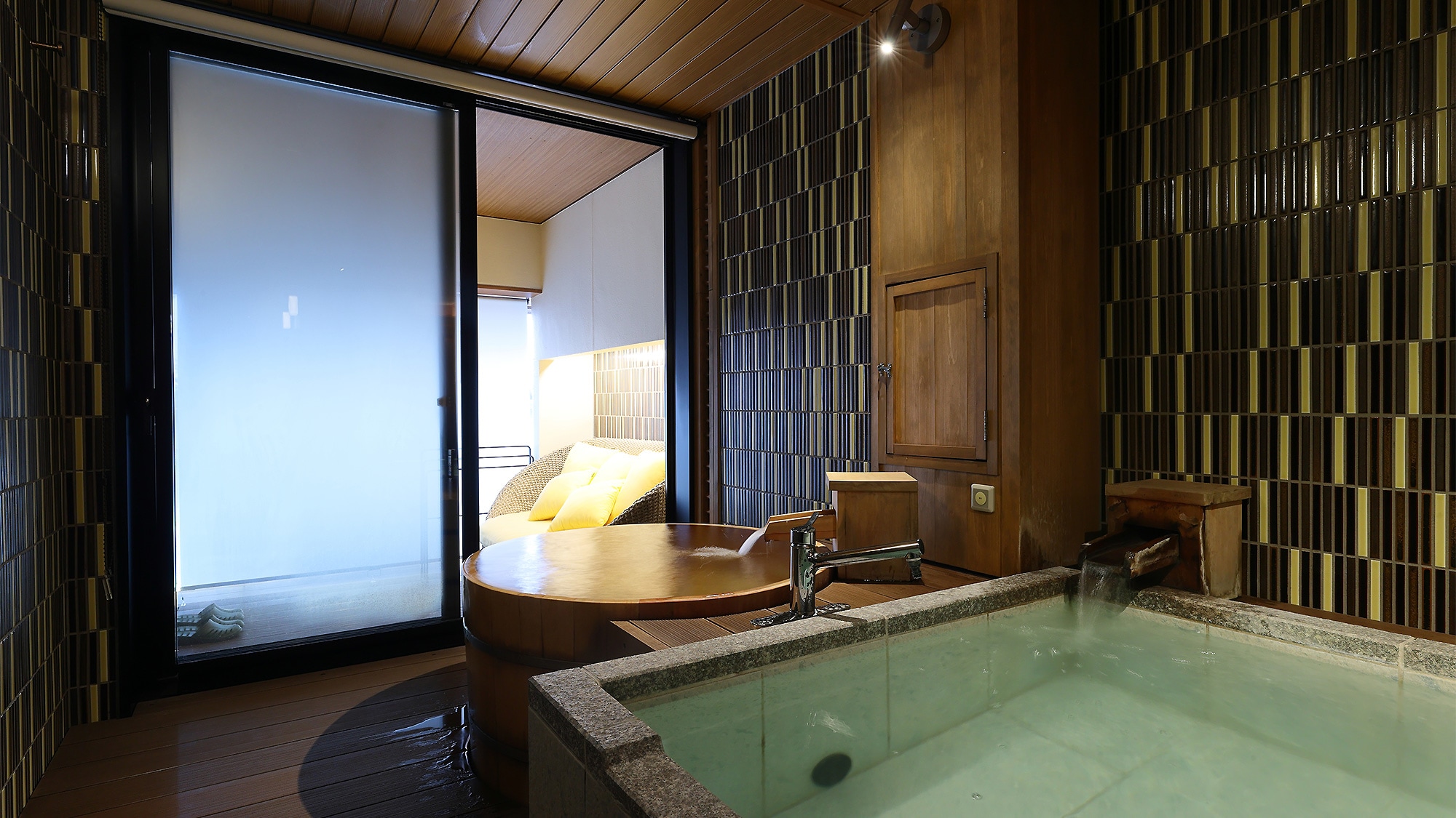 [NEW OPEN in April 2023 Tenkyu] Semi-open-air bath + sauna + cold bath + living room + bedroom